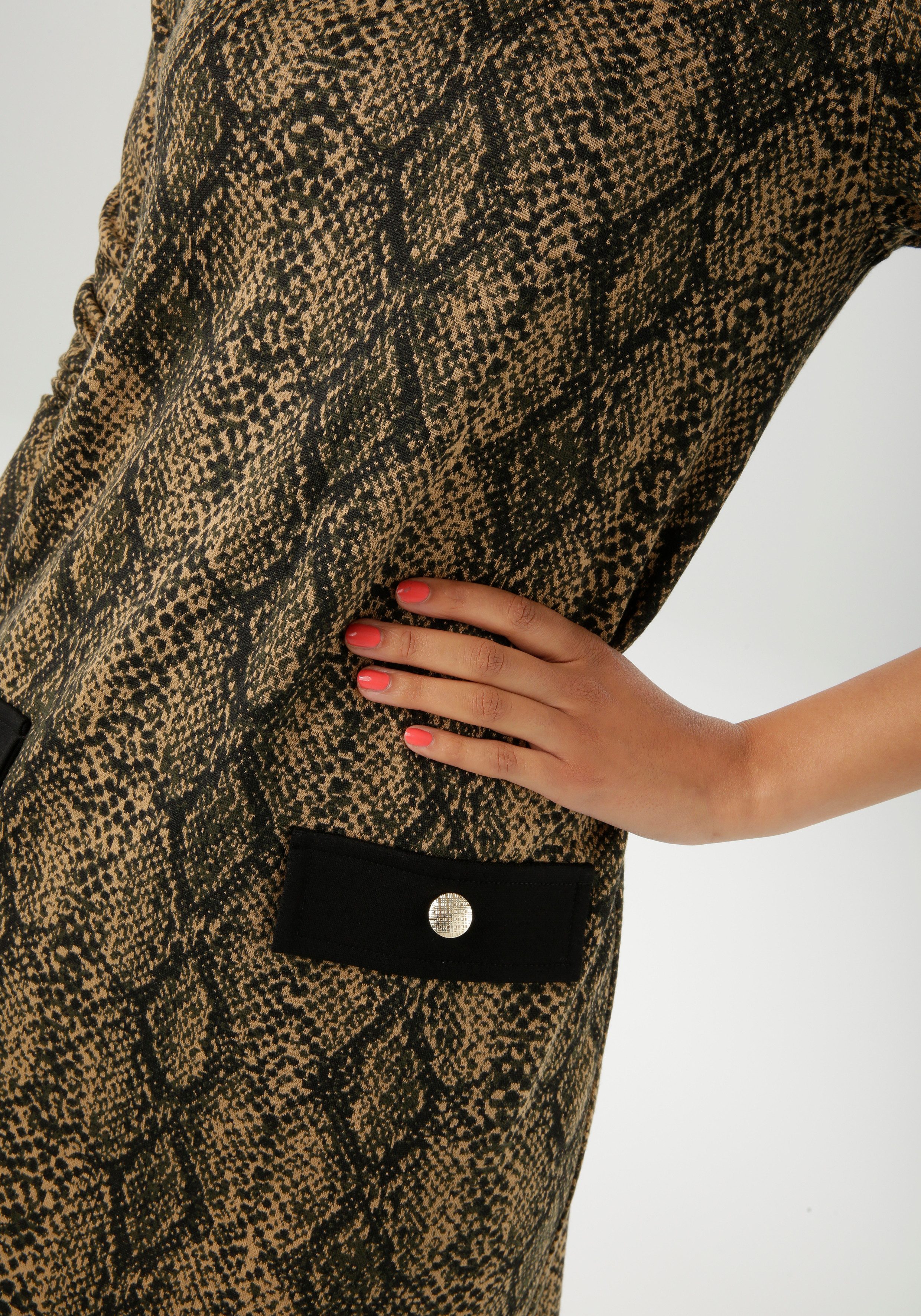 Aniston CASUAL Jerseykleid im extravagantem Schlangen-Muster