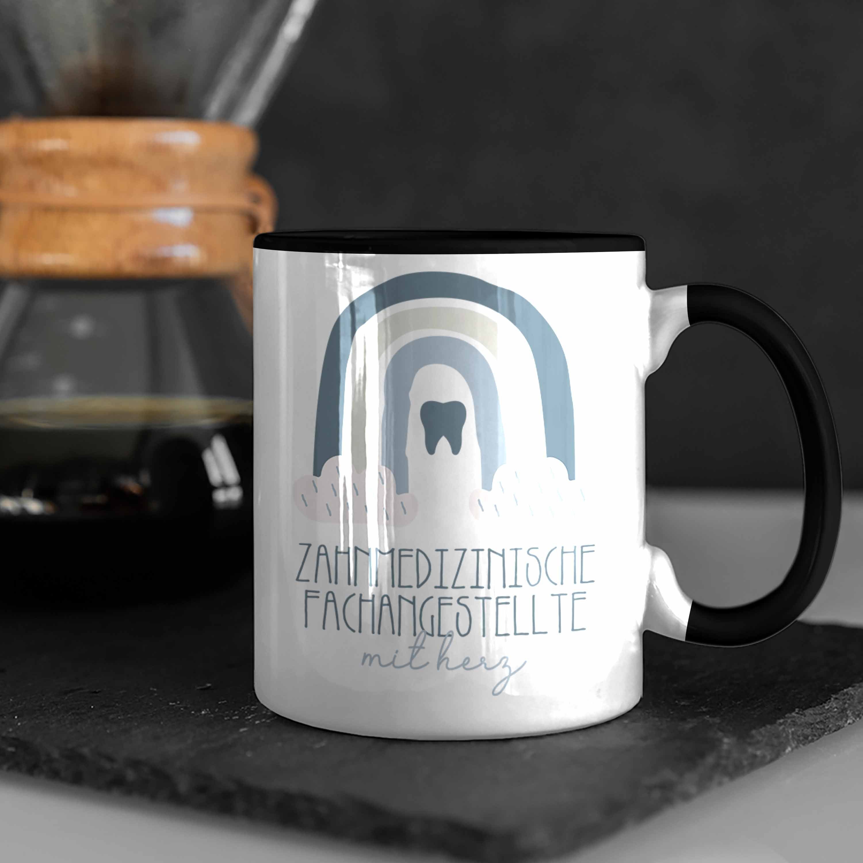 Trendation Tasse Fachangestellte Ge Geschenk Danke Zahnmedizinische Schwarz Tasse Kaffeetassse