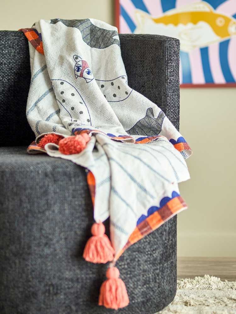 Wohndecke Bloomingville Decke MISSY Weiß mit Katzen und Quasten 160x130 cm, Bloomingville