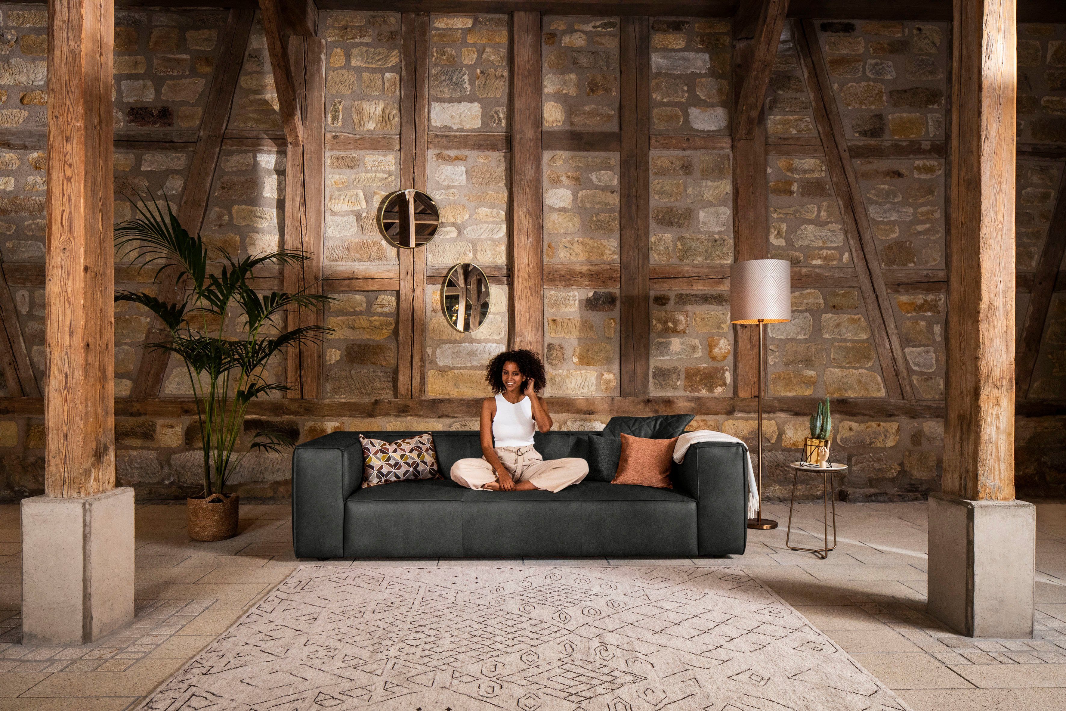 W.SCHILLIG 3-Sitzer around-the-block, mit eleganter Biese, mit Federkern