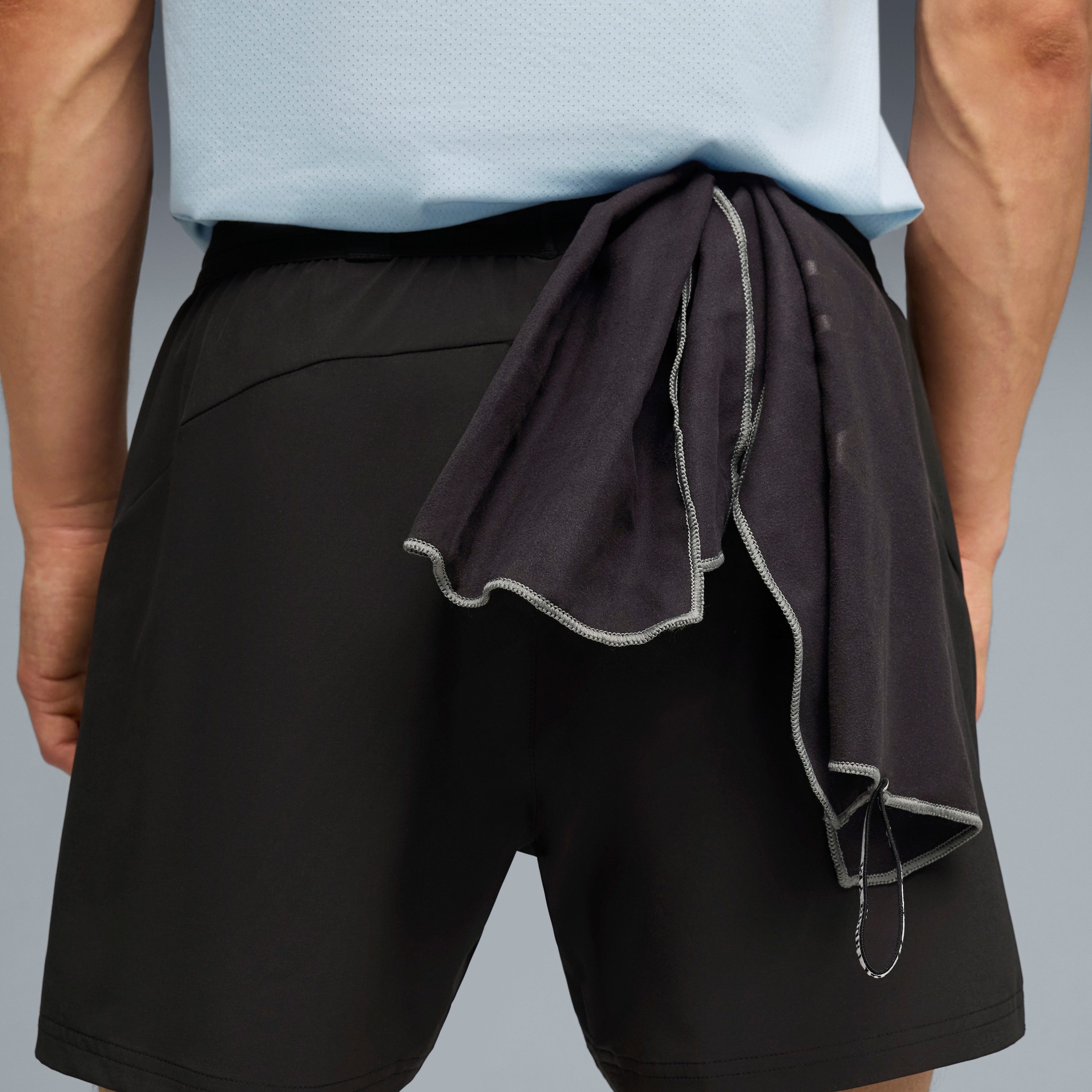 PUMA Trainingsshorts M X HYROX DRYELITE 5" SHORT elastisches Material, Slim Fit Passform, sportlicher Stil