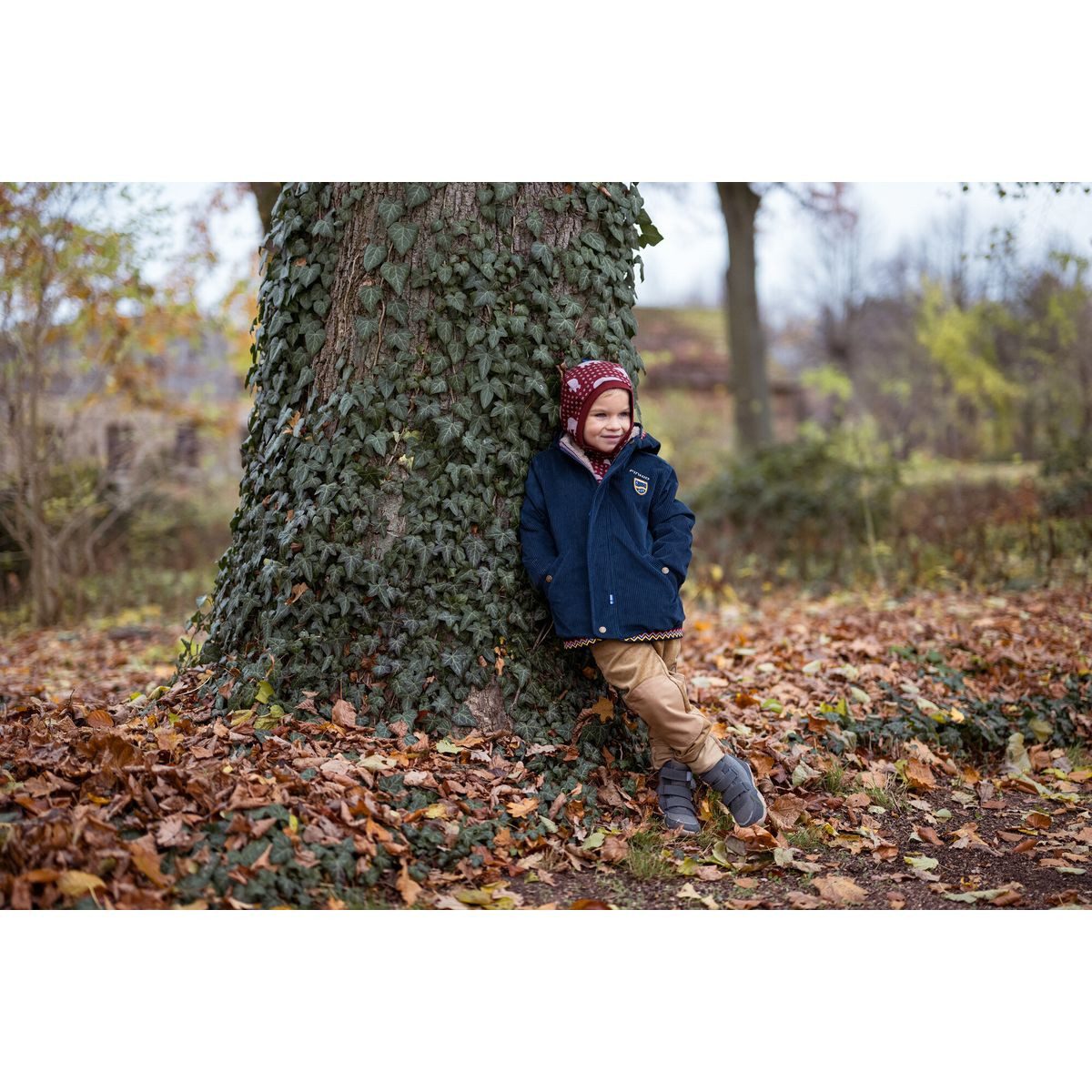 Finkid Hardshelljacke Juuri Cord Wendbare Kinderjacke mit wasser- und winddichten Eigenschaften, aus