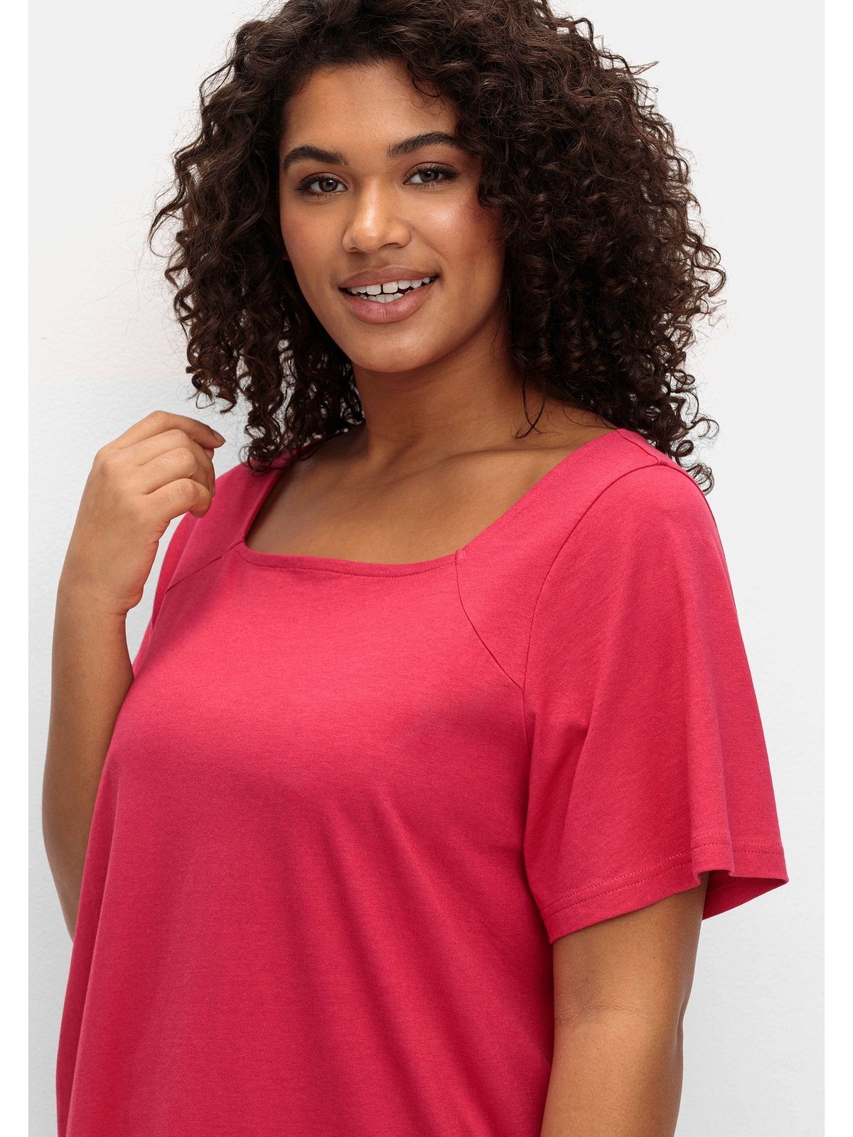 Sheego T-Shirt Große Größen mit Flügelärmeln und Karree-Ausschnitt