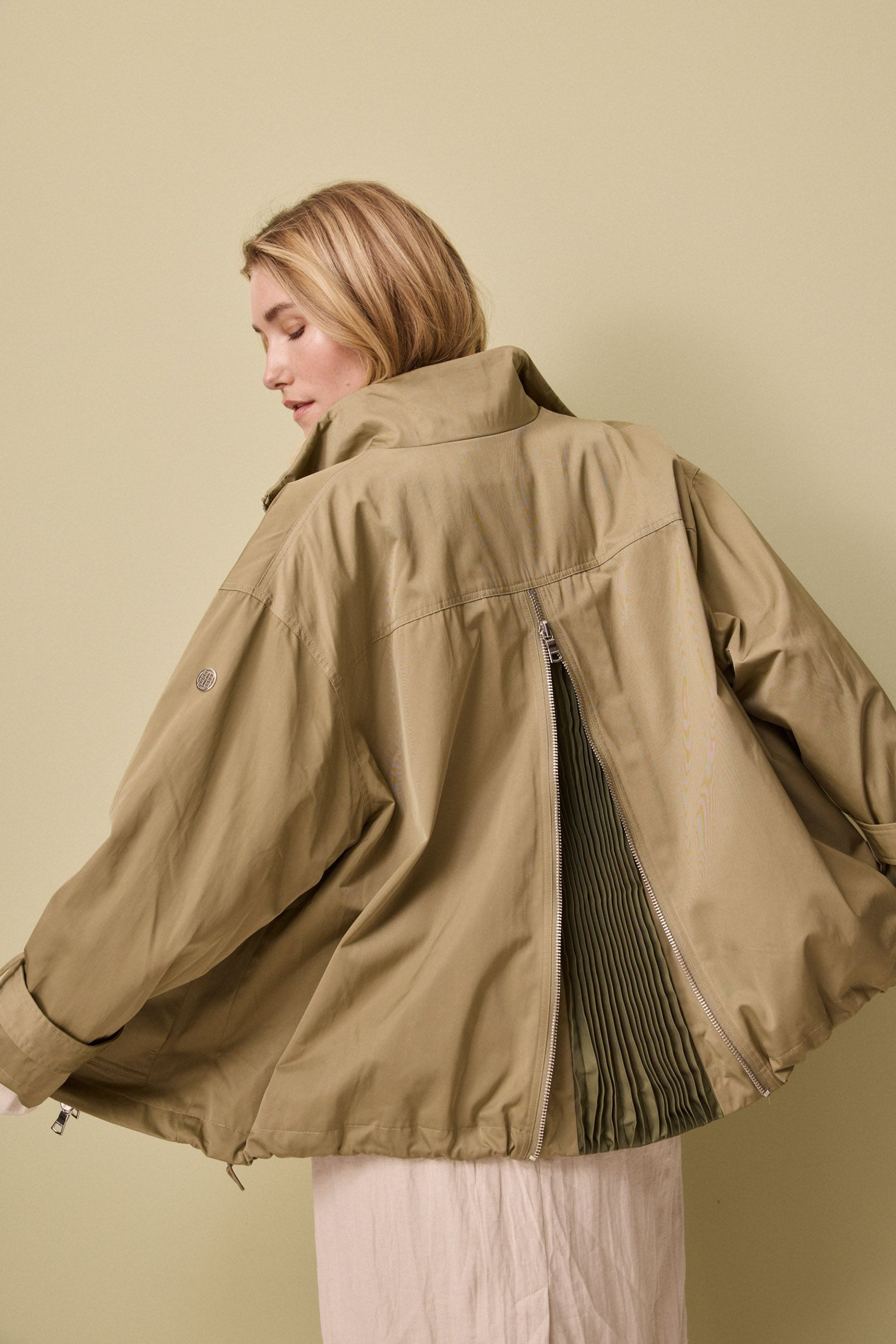 Blonde Outdoorjacke günstig online kaufen