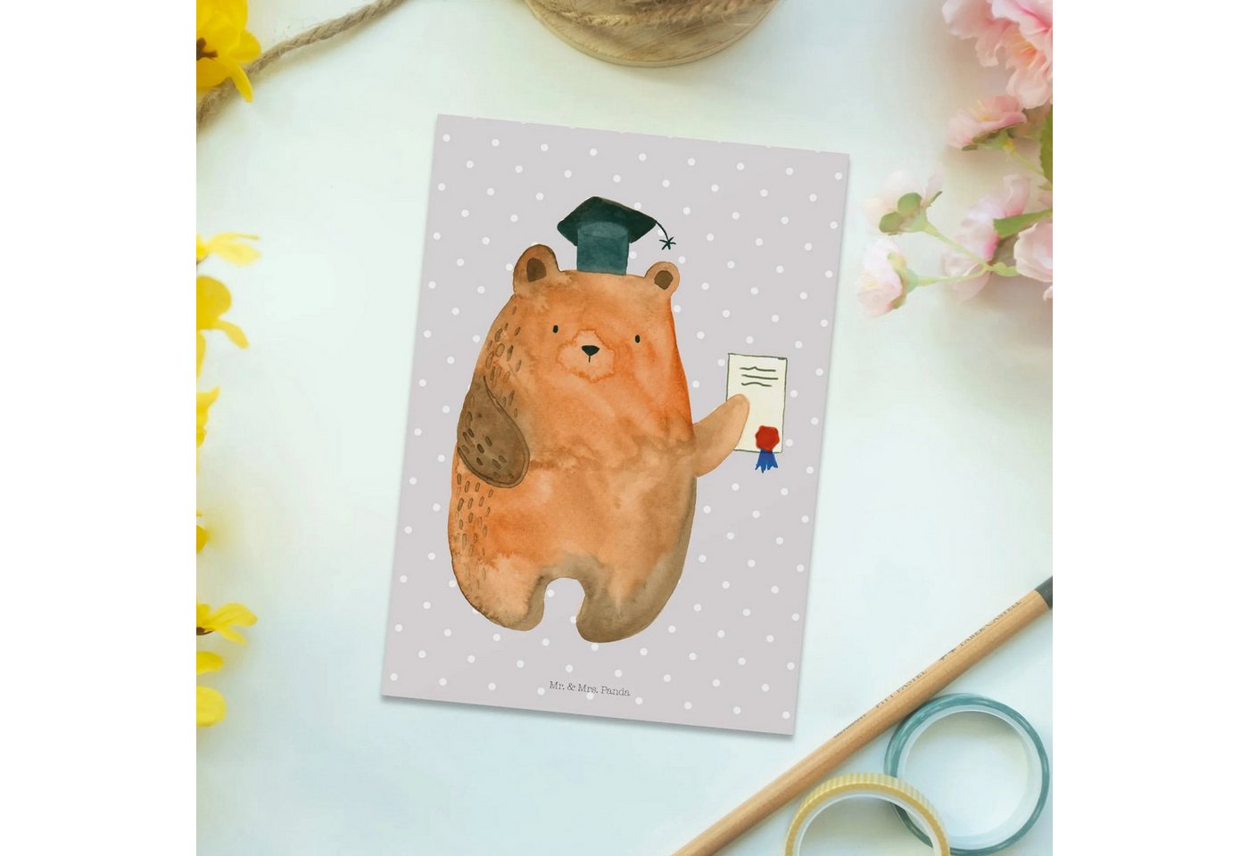 Thumbnail - Mr. & Mrs. Panda Postkarte Bär Prüfung - Grau Pastell - Geschenk, Einladungskarten Geburtstag, Z, Liebevolles Design