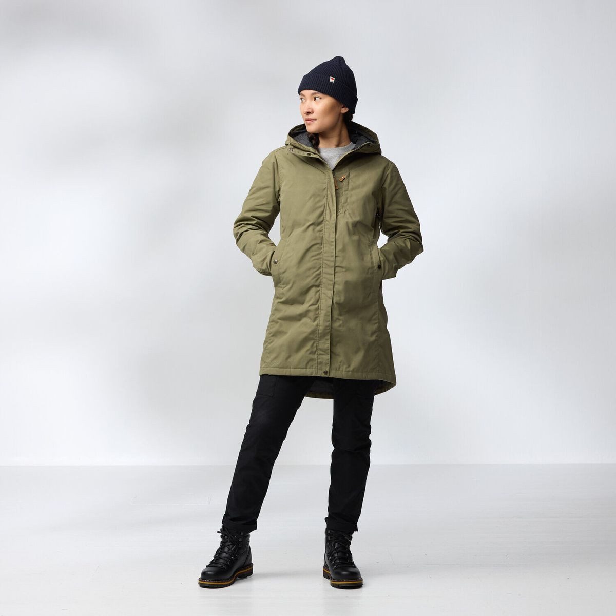 Fjällräven Outdoorjacke Kiruna Padded Parka W Vielseitiger Damenparka für Alltag und Outdoor mit wind- und