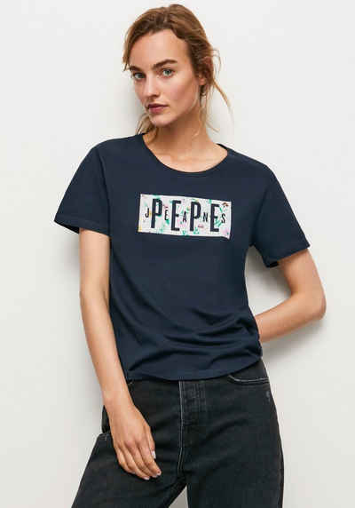 Pepe Jeans T-Shirt PATSY in figurbetonter Passform und mit tollem markentypischem Frontprint