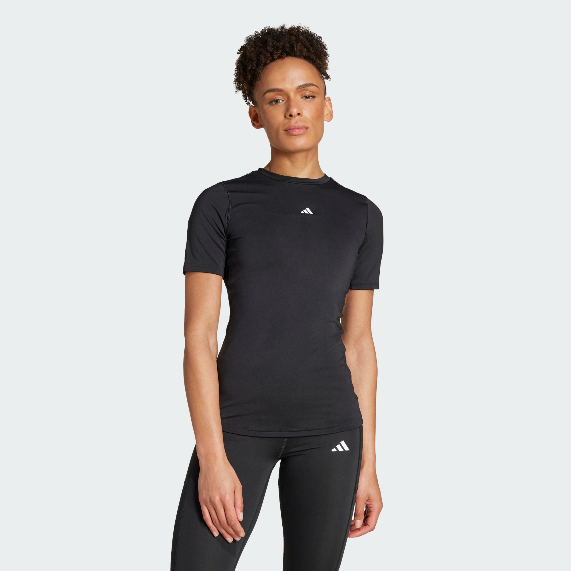 adidas Performance Trainingsshirt TECHFIT TRAINING T-SHIRT (1-tlg)