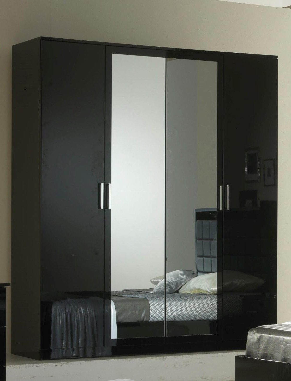 Xlmoebel Kleiderschrank Luxus Hochglanz Designer Möbel aus Holz für stilvolles Wohnen (1-St., 4-türig) Made in Europa