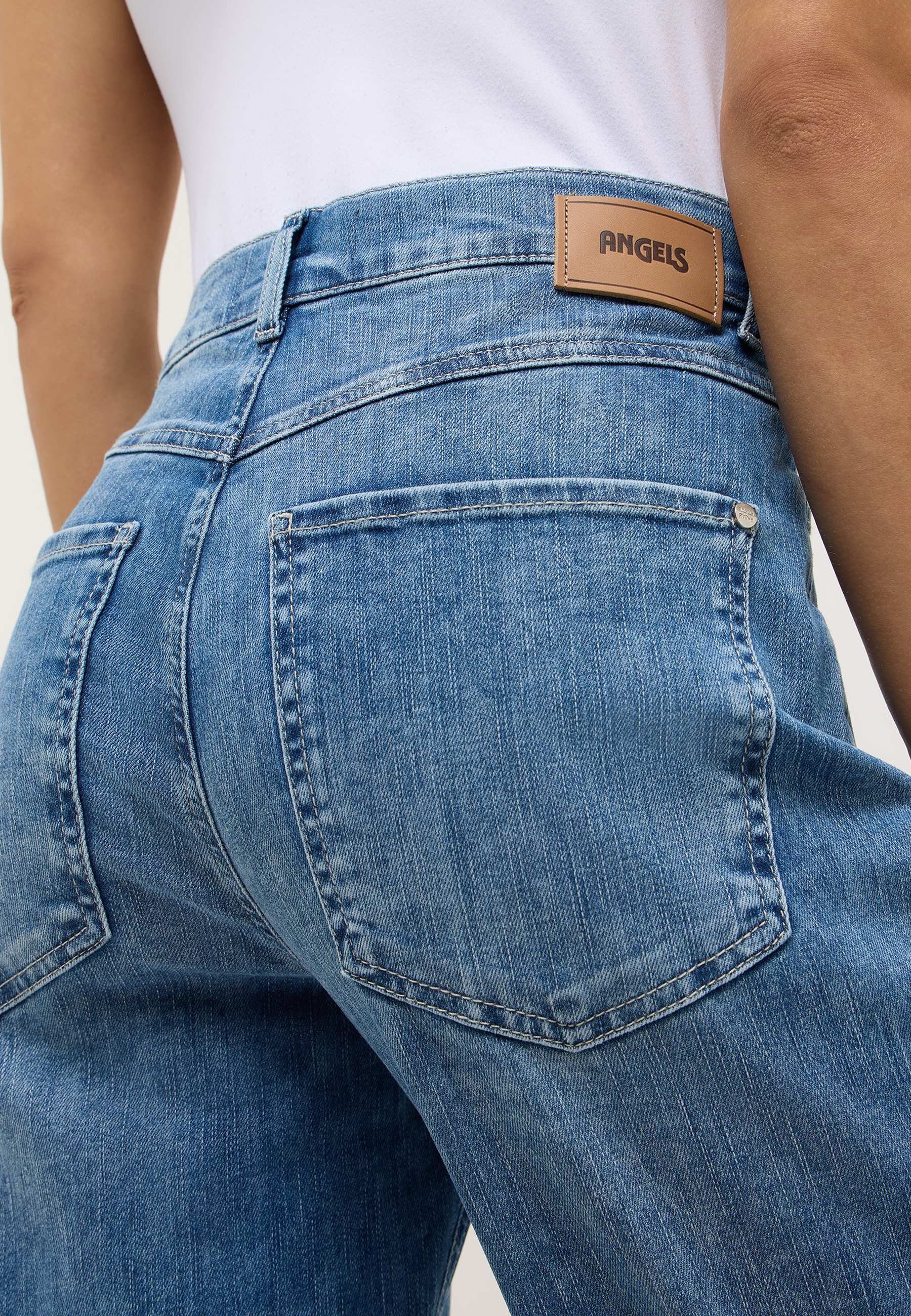 ANGELS Relax-fit-Jeans LIBERTA TURN UP Relaxed fit, aus Baumwollmischung, mit großen Vordertaschen