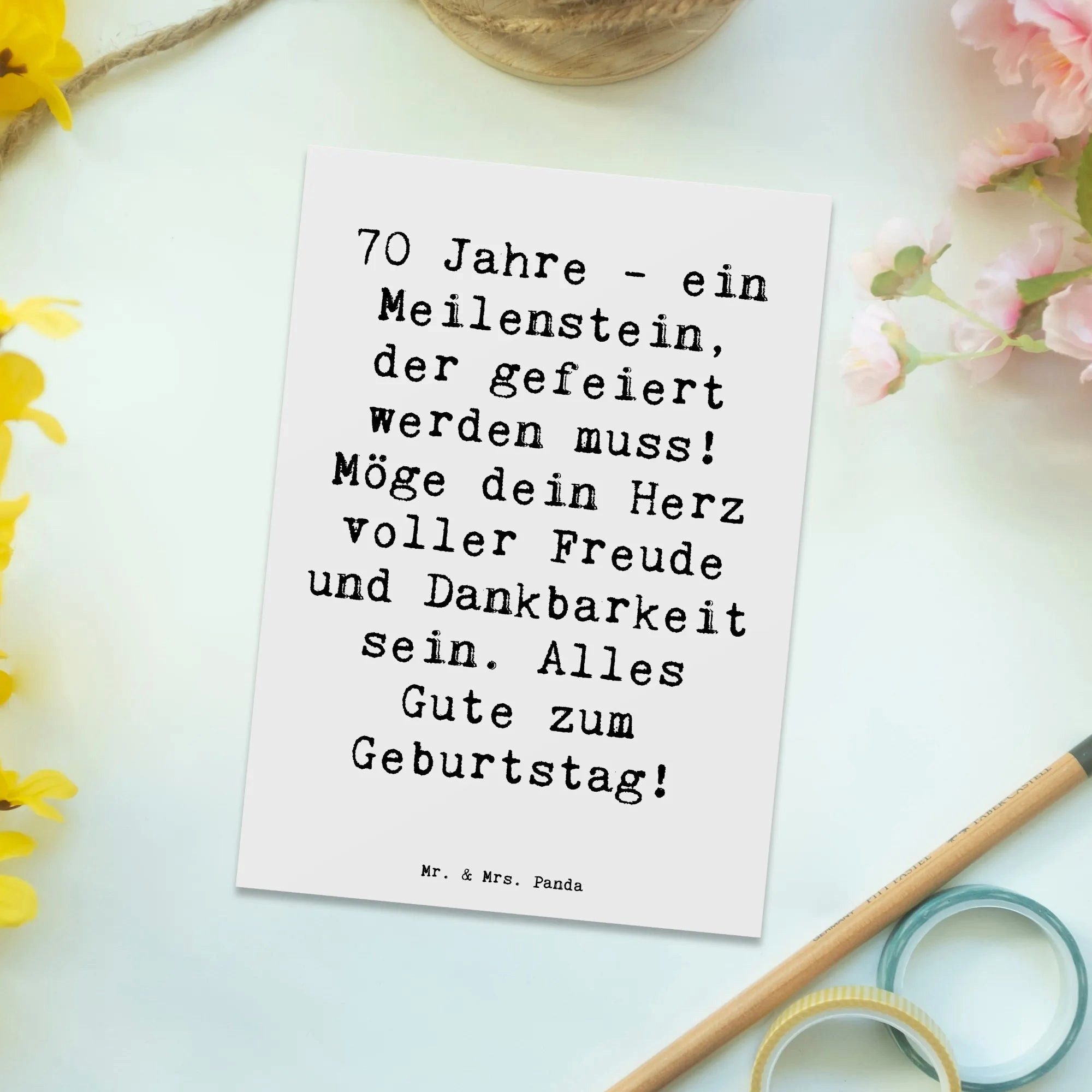 Thumbnail - Mr. & Mrs. Panda Postkarte Spruch 70. Geburtstag Meilenstein - Weiß - Geschenk, Dankbarkeit, unv, Lustige Sprüche
