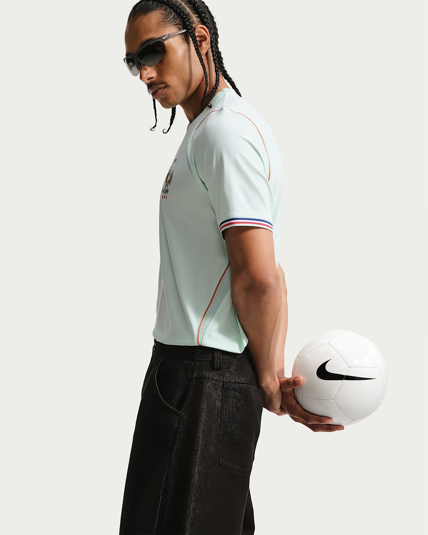 Nike Fußballtrikot Frankreich 2026 Auswärts Replika-Fußballtrikot (Herren) für Training und Freizeit, mit Dri-FIT-Technologie
