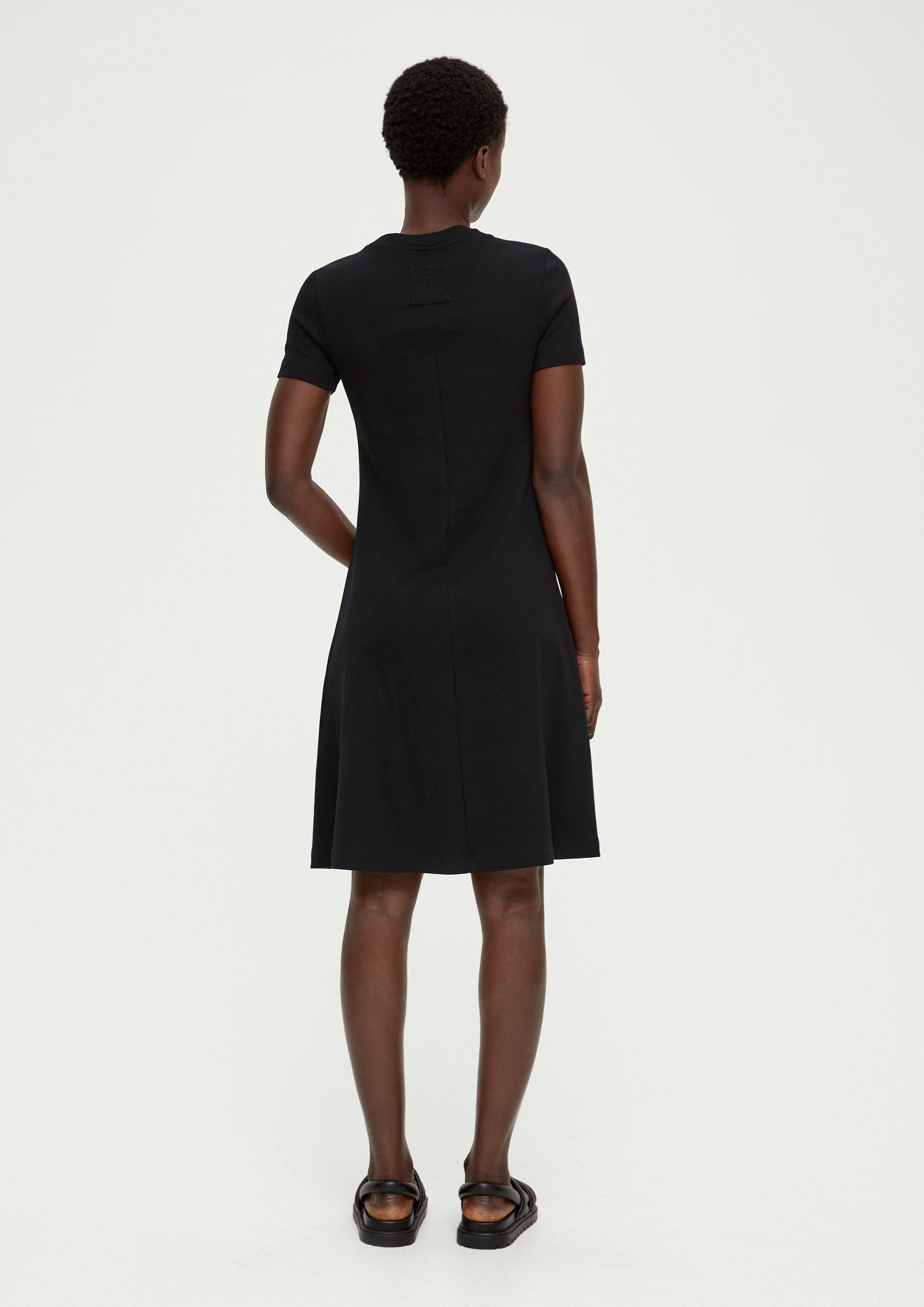 schwarz Jersey s.Oliver Label-Patch LABEL Minikleid Kleid Ziernaht, aus BLACK