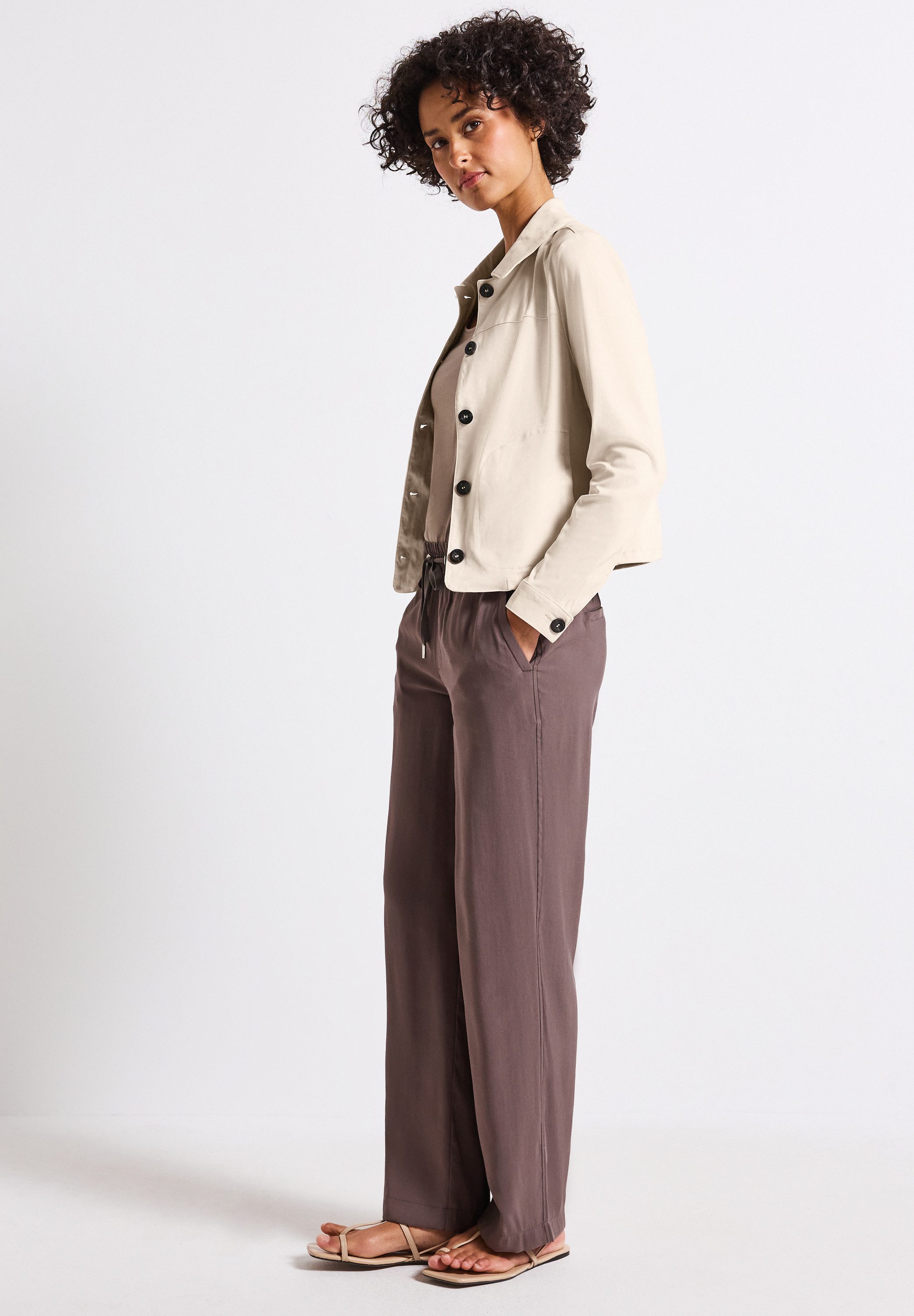 STREET ONE Kurzjacke in Velours-Optik