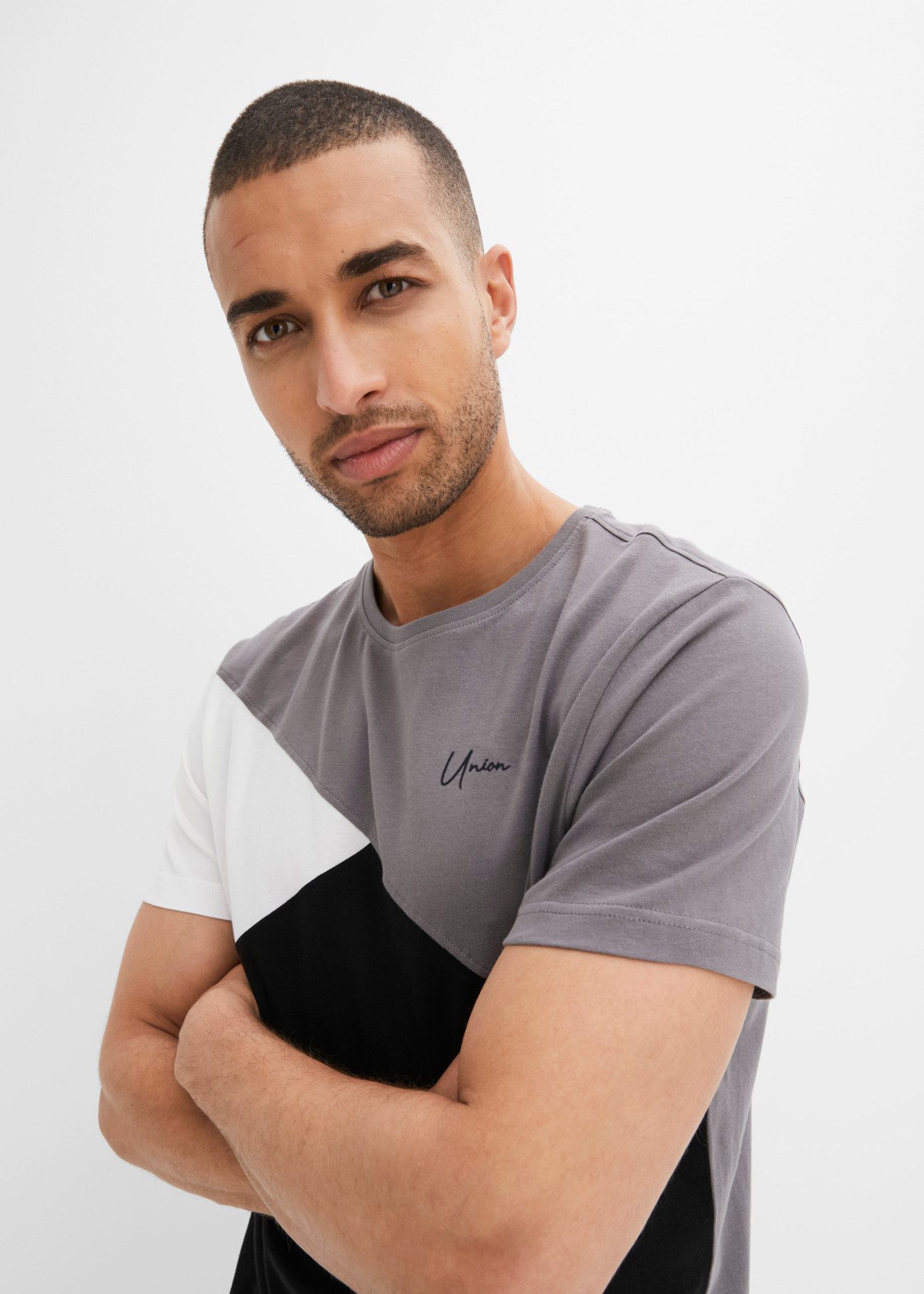 bonprix T-Shirt (Set, 2er) aus reiner Baumwolle, im 2er-Set, mit Sweat-Bermuda, regular fit