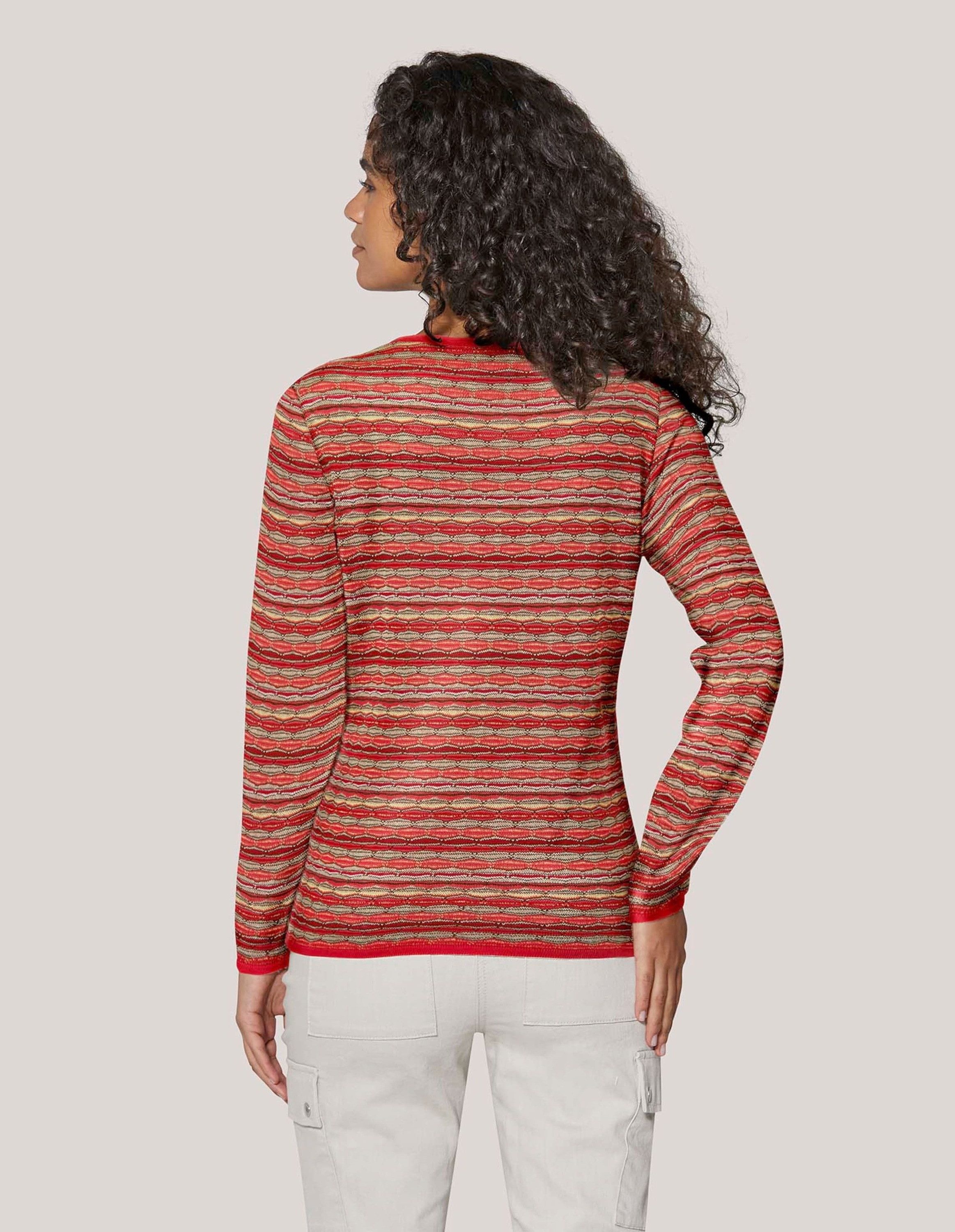 MADELEINE Strickjacke Modische Strickjacke mit Streifenmuster Mehrfarbige Streifen, tiefer V-Ausschnitt, dekorative Blenden