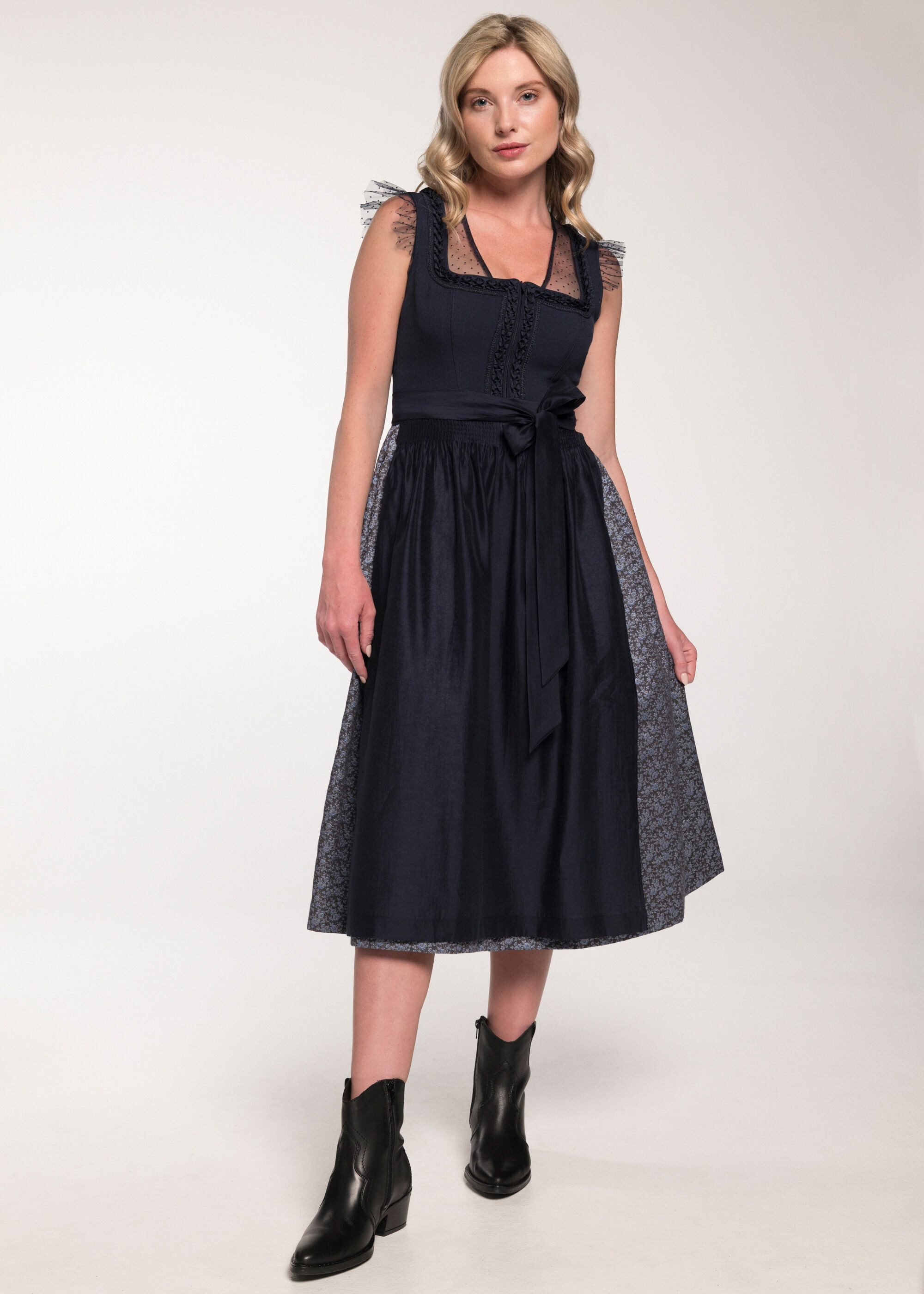 Spieth & Wensky Dirndl Gaute (1-tlg) mit floralem Muster günstig online kaufen