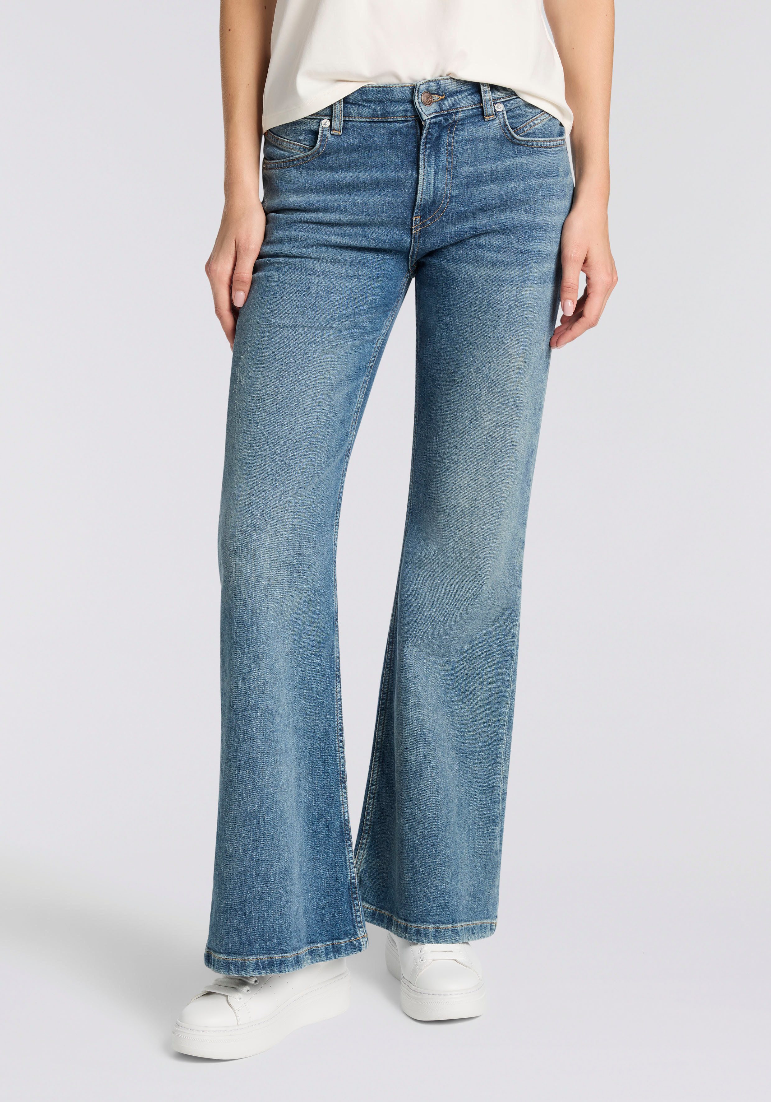 BOSS ORANGE Bootcut-Jeans SOFT BOOTCUT LR Premium Damenmode Low Rise günstig online kaufen