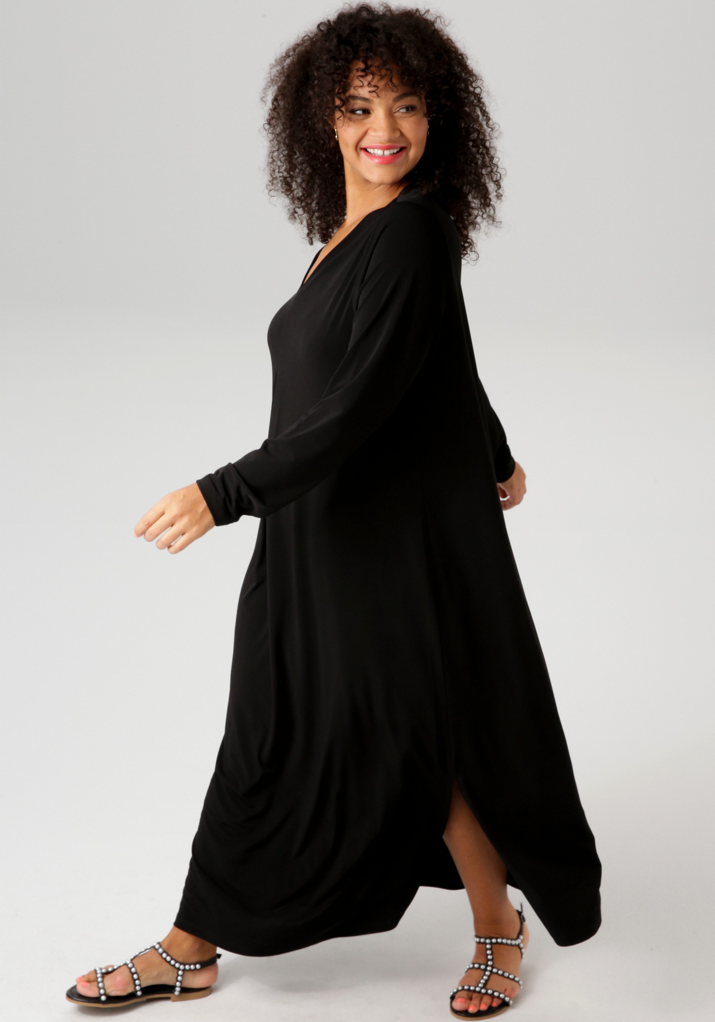 Aniston PLUS Maxikleid mit raffinieren Seitenschlitzen günstig online kaufen