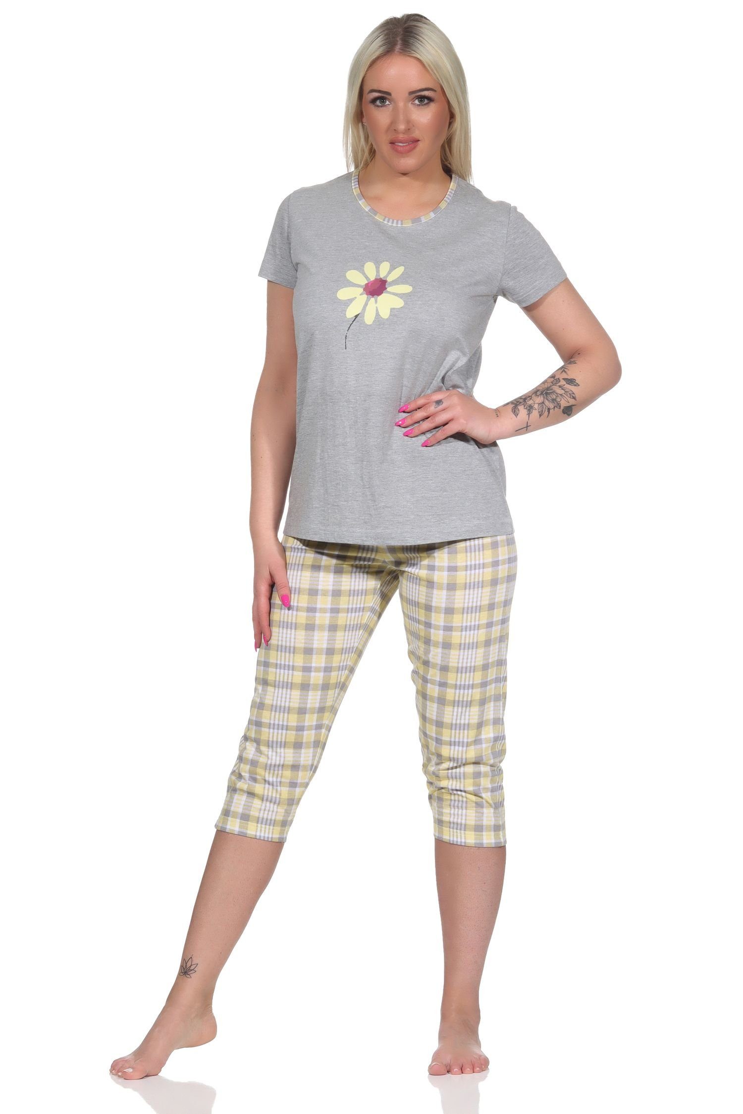 Normann Pyjama Damen Capri Schlafanzug Pyjama mit Front-Print und Karo Caprihose gelb