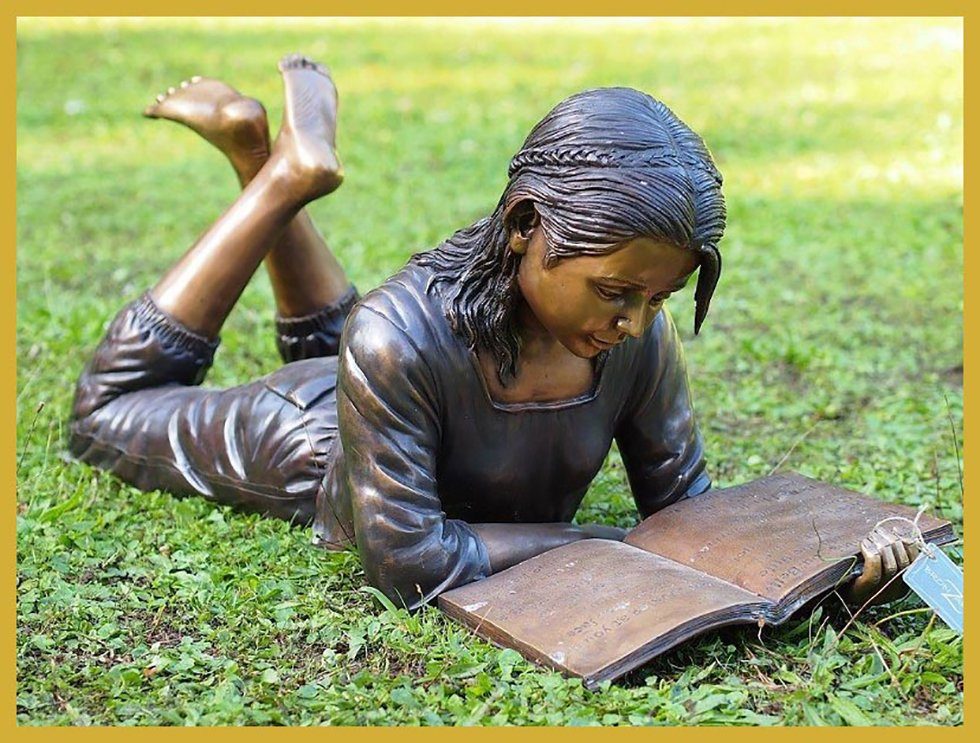 Lesendes IDYL Bronze-Skulptur Mädchen, Gartenfigur Bronze IDYL