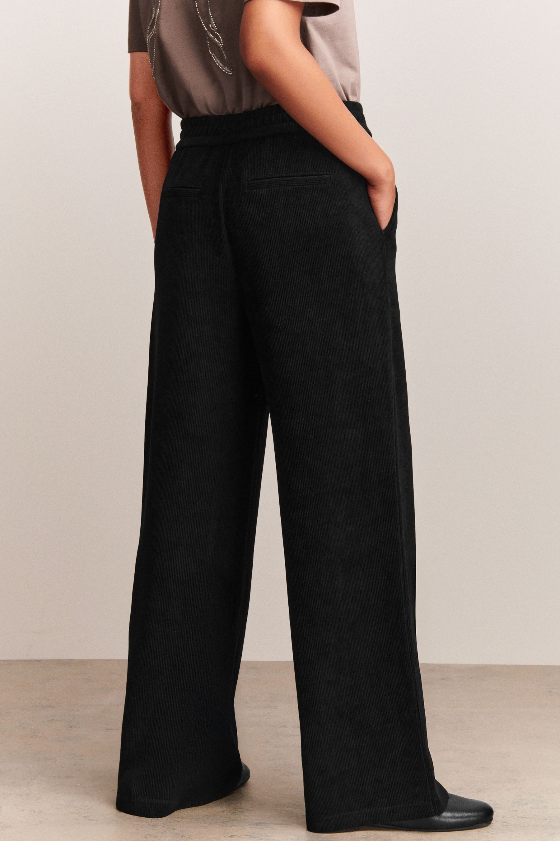 Next Palazzohose Cordhose mit weitem Bein, Kurzgröße (1-tlg) – Bild 2 von 5