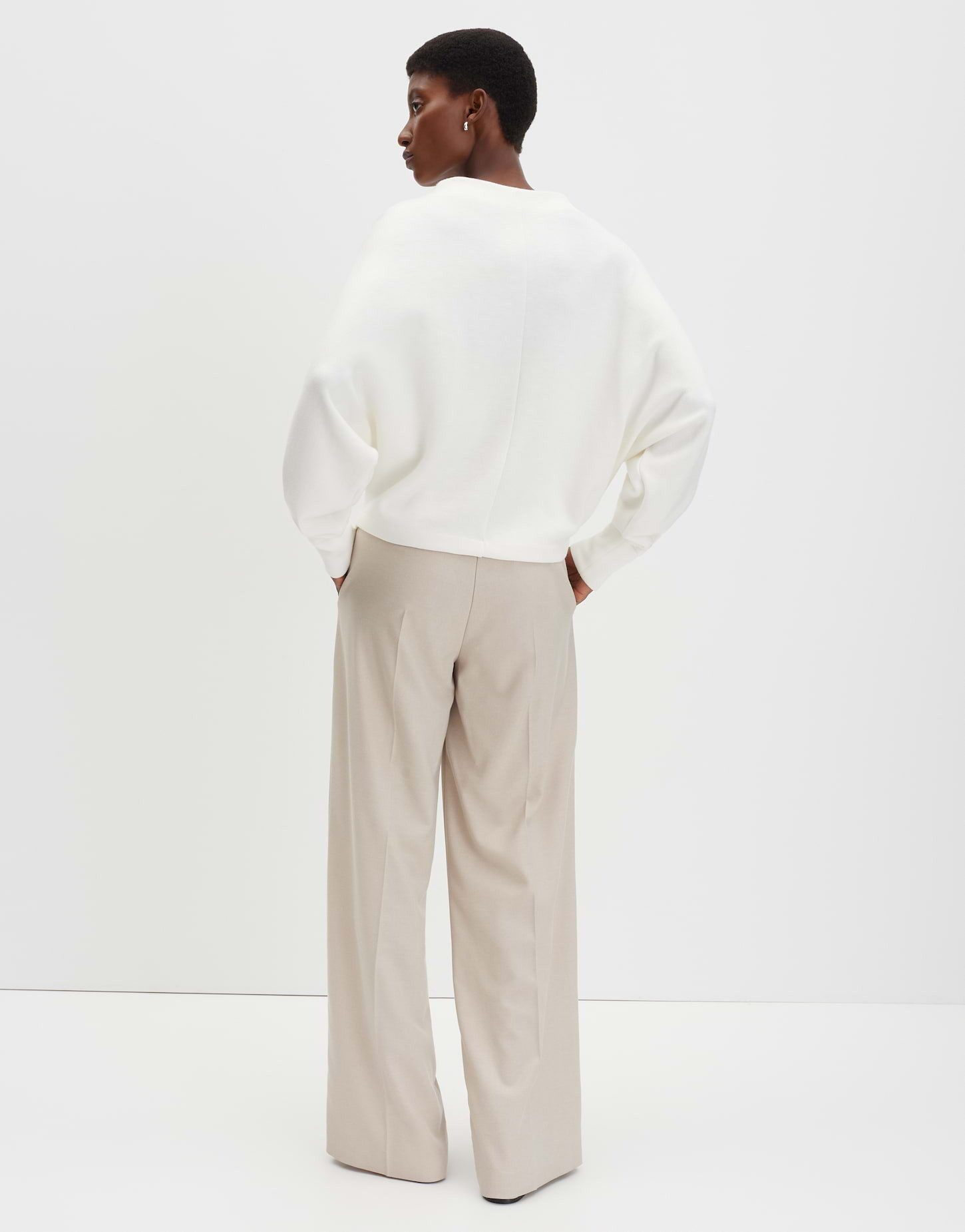 someday Sweatshirt UTIBBY DETAIL Loose aus weichem Viskose Mix Leicht transparentes Sweatshirt mit Funnel Neck