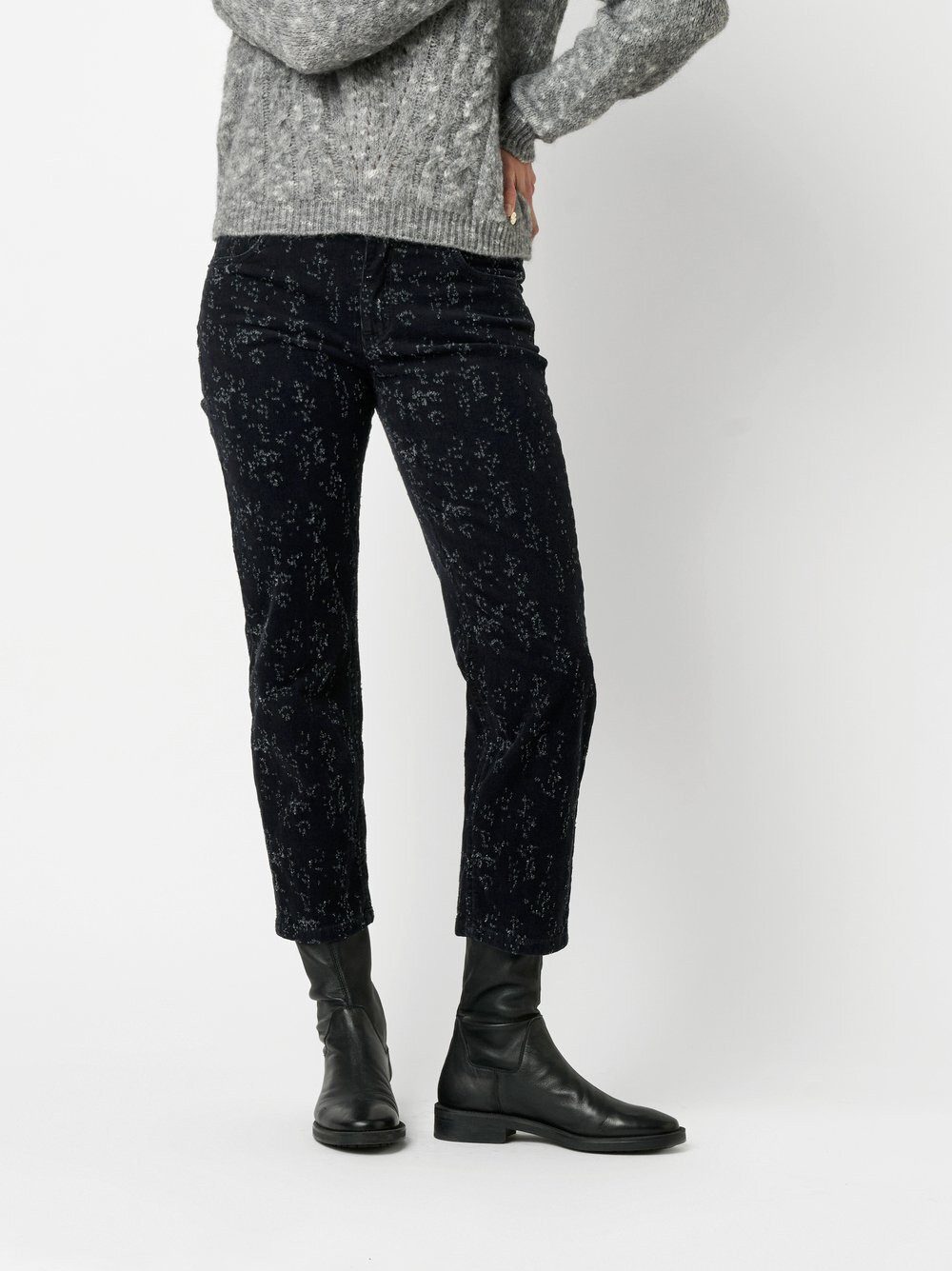 TONI 5-Pocket-Hose Ella aus Cord mit Destroyed-Effekten günstig online kaufen