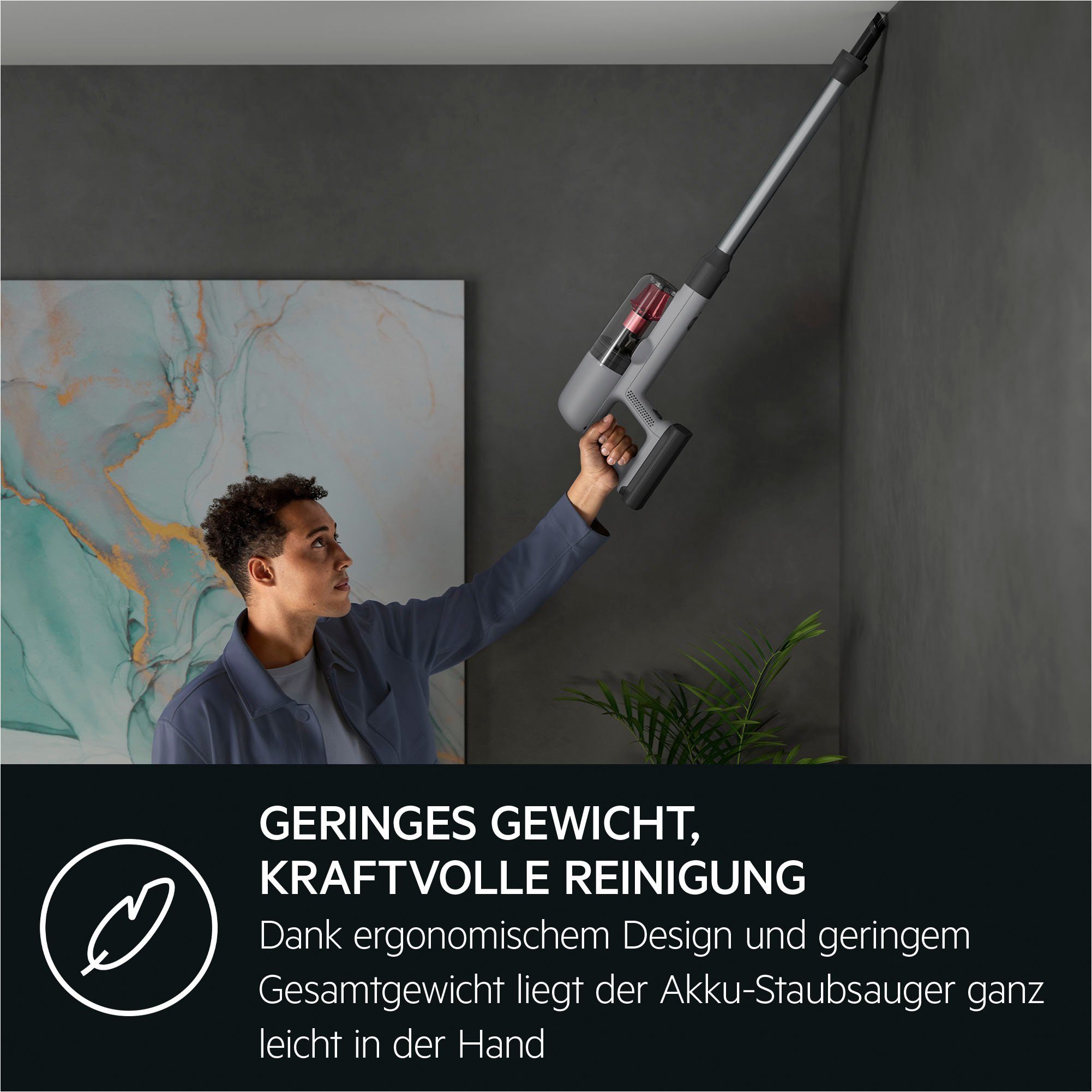 AEG Akku-Handstaubsauger ANIMAL 7000 (AP71AB14UG), 550 W, beutellos, extrem leicht 2,2 kg, 60 % Recyclingmaterial, bis zu 50 Min. Laufzeit