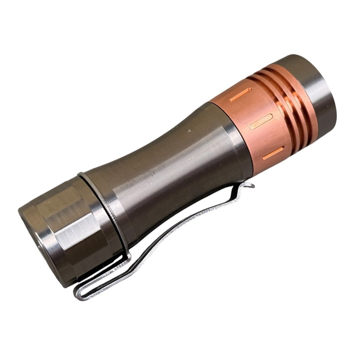 LED Taschenlampe Noctigon KR4 TI-Copper Quinta Nichia 519A LED 5700K TAIL E-SWITCH