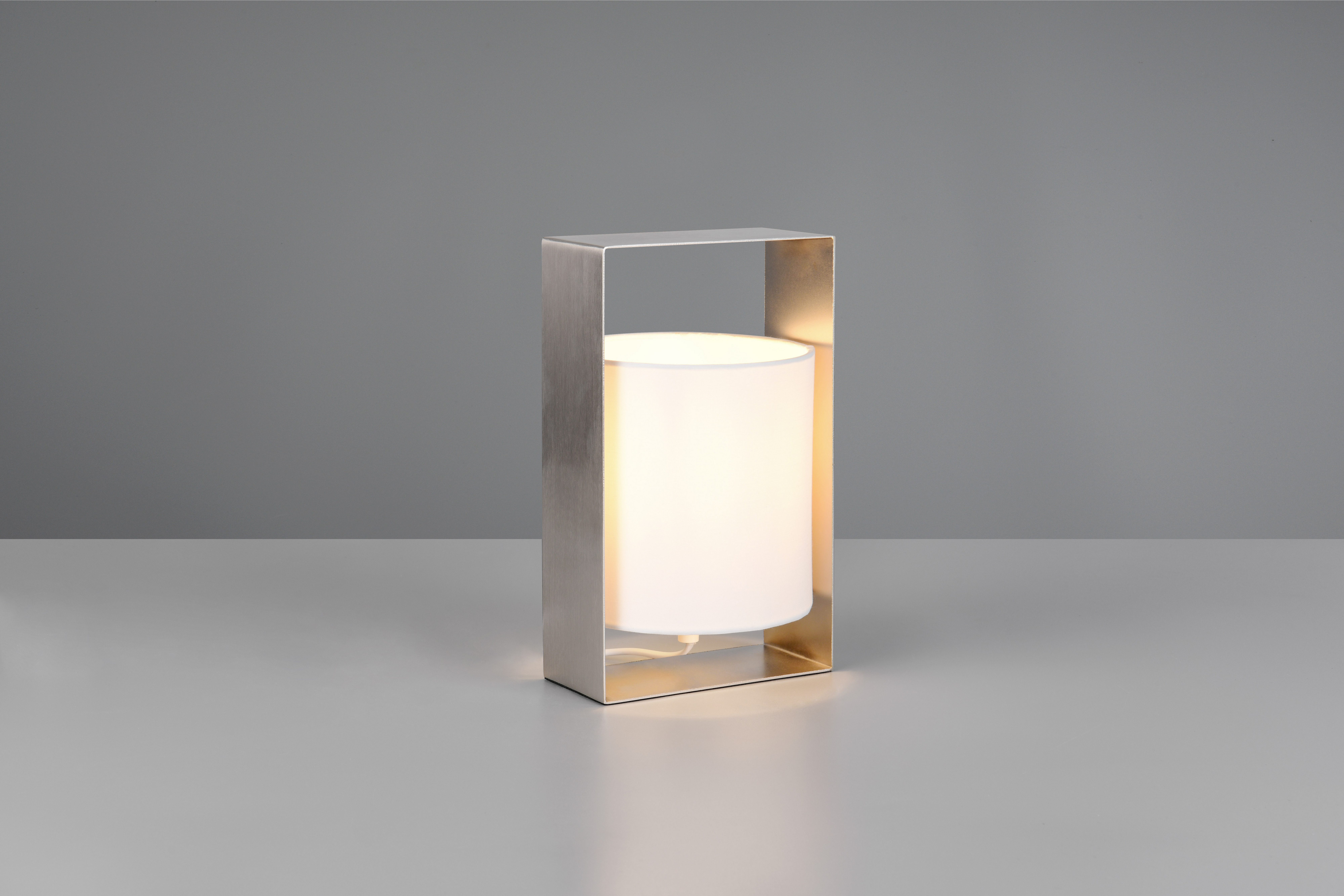 Reality Leuchten Tischleuchte PAIL, Tischlampe mit Schnurschalter, exkl 1x E27 max 10W, Stoffschirm, Ein-/Ausschalter, Leuchtmittel wechselbar, warmweiß - kaltweiß, Design Tischleuchte Metallrahmen mit Stoffschirm, 16x27x15 cm (B/H/T)