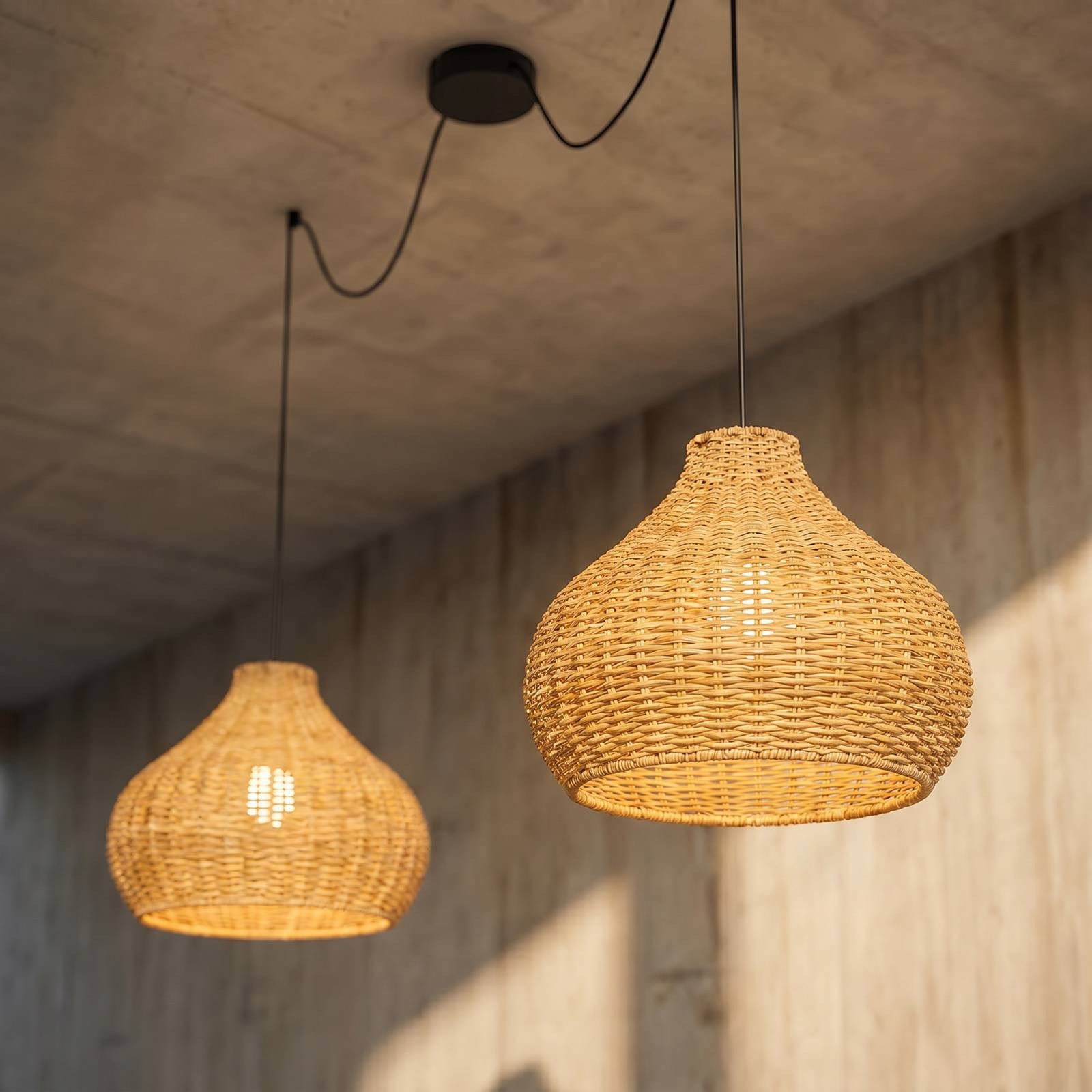 Lucande Hängeleuchten Taniola, Holz IP44, 2 x 15 W LED