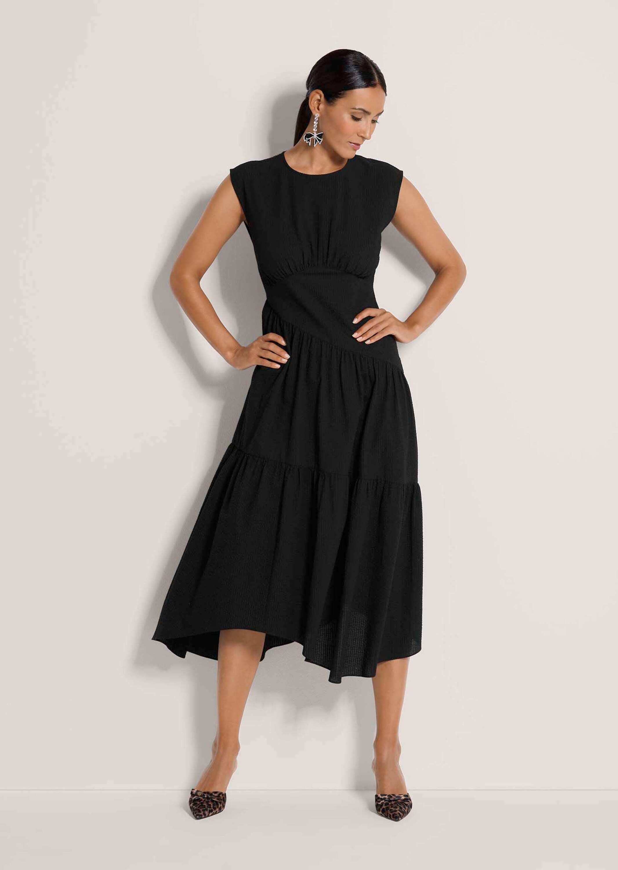MADELEINE Maxikleid Baumwollkleid mit Stufenrock Sommerkleid mit Rundhals, Wadenlänge und überschnittenen Schultern