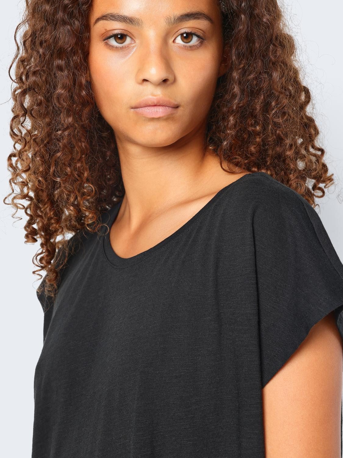 Noisy may Kurzarmshirt NMMATHILDE S/S LOOSE LONG TOP FWD NOOS