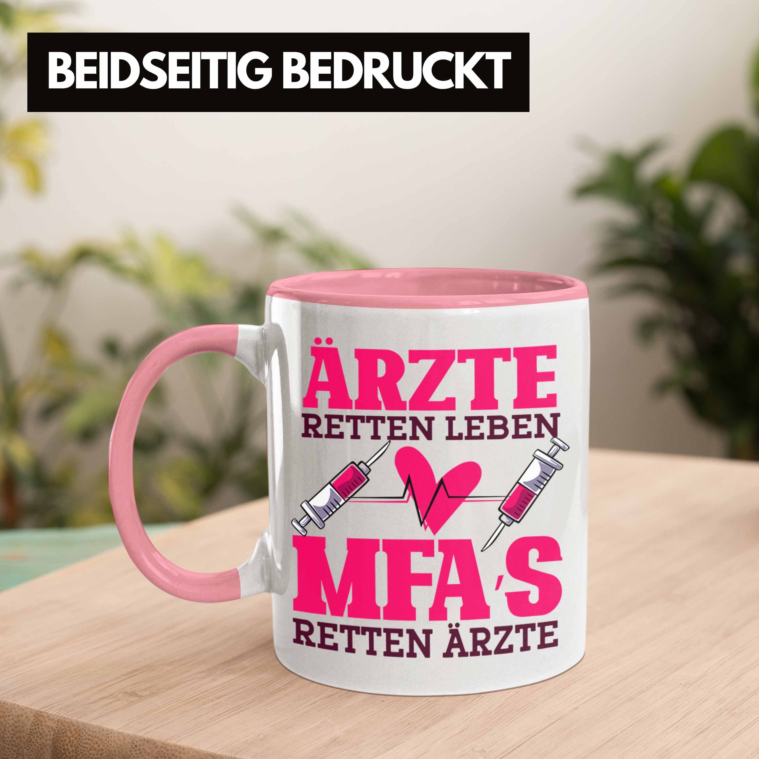 Trendation Lustige für Medizinische Tasse Fachangestellte Tasse Geschenk MFA Geschenkid Rosa