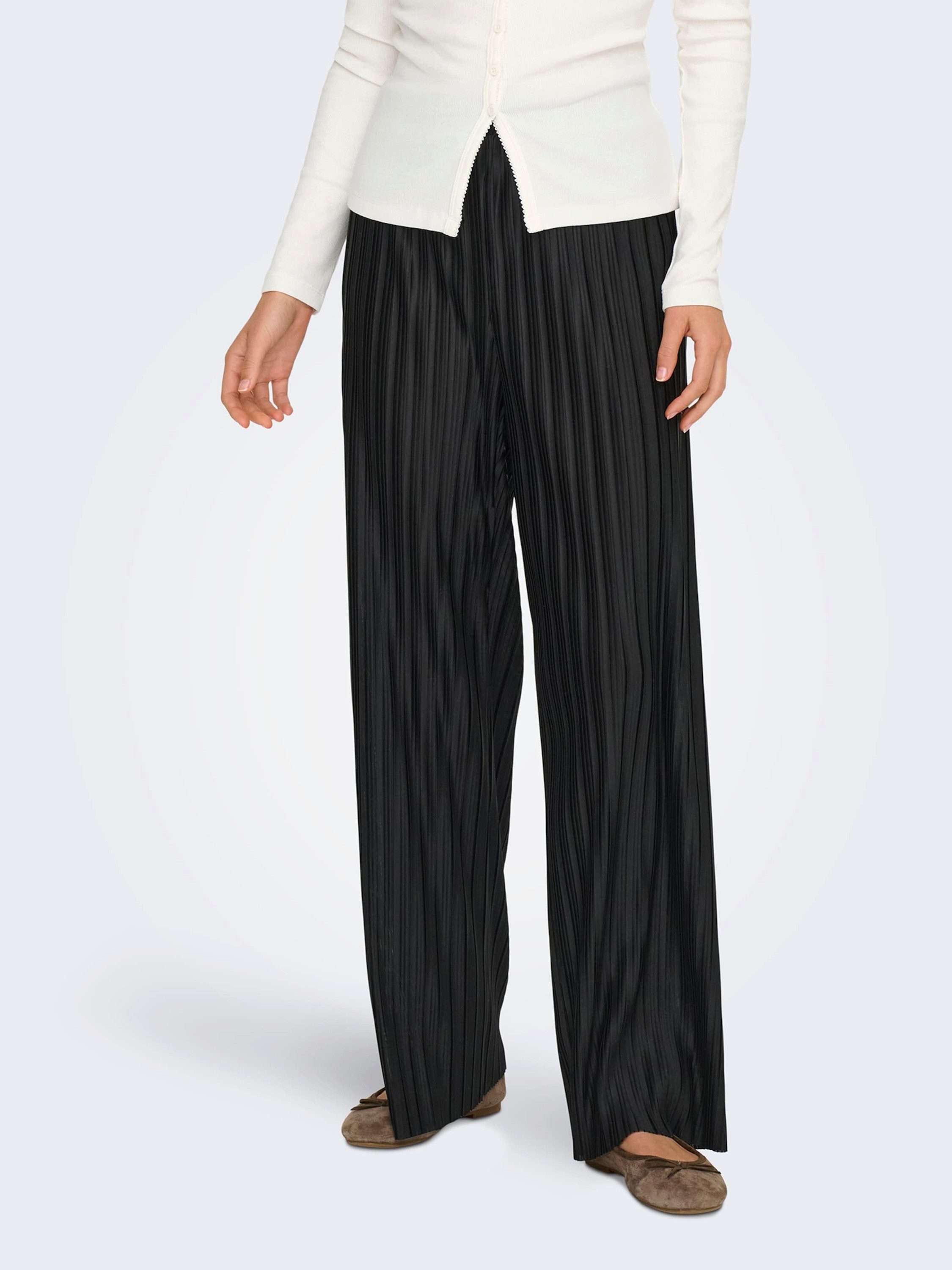 ONLY Stoffhose ONLBISA (1-tlg) Plissee