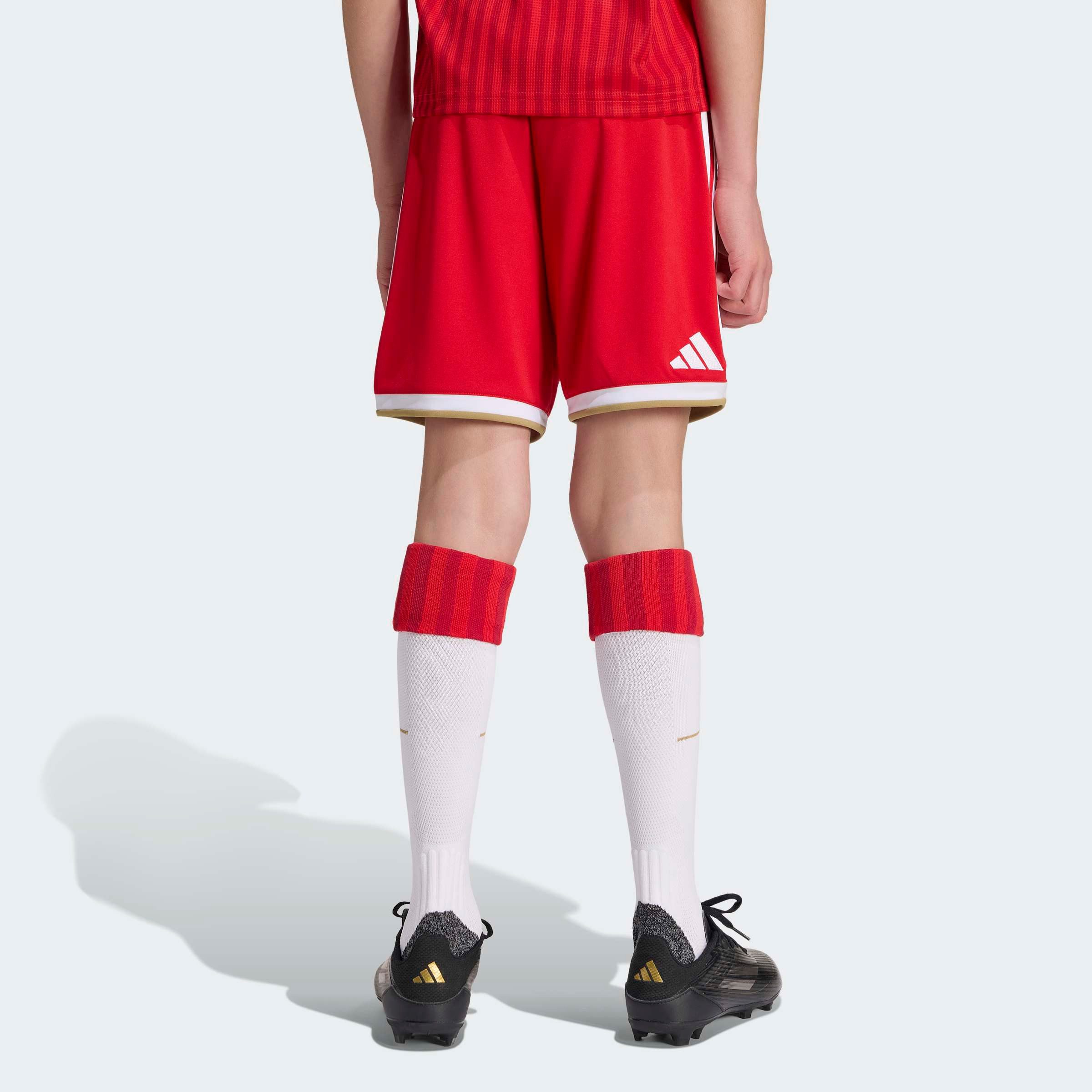 adidas Performance Trainingsshorts FCB H SHO Y reguläre Passform, für Fußball, mit Vereinslogo