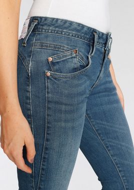 Herrlicher Slim-fit-Jeans GINA RECYCLED DENIM mit seitlichem Keileinsatz