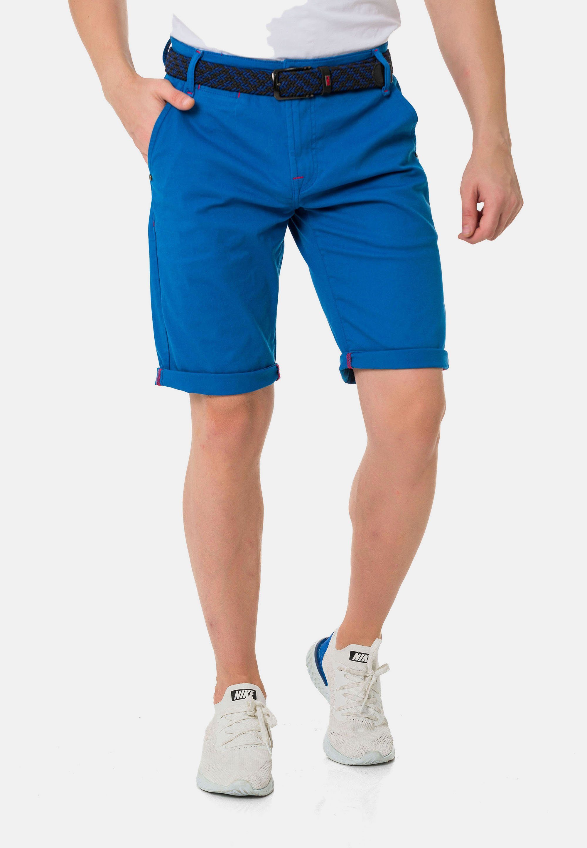 Cipo & Baxx Shorts im einfarbigen Look blau
