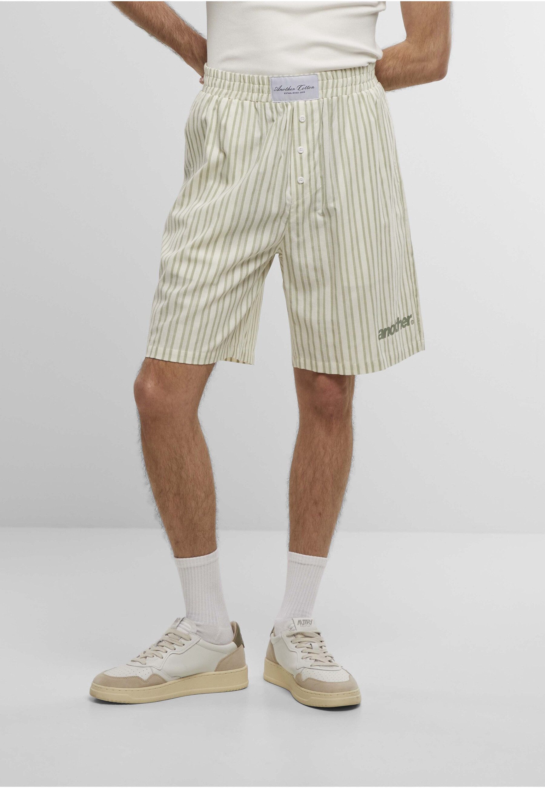 Another Cotton Lab Shorts Another Cotton Lab Oversized Striped Short Pants (1-tlg)
