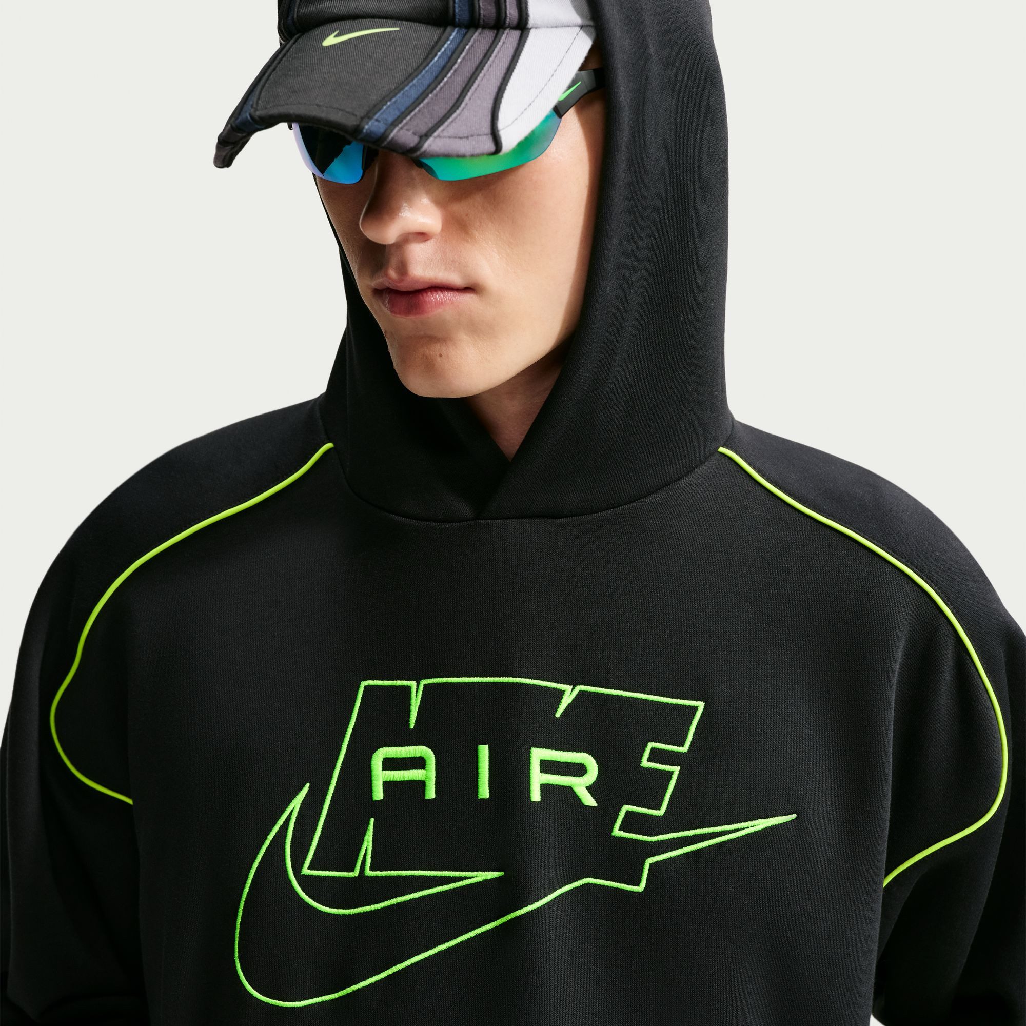 Nike Sportswear Kapuzensweatshirt M NK AIR PO HDY mit Kapuze, aus Baumwolle und Polyester, Basic Passform