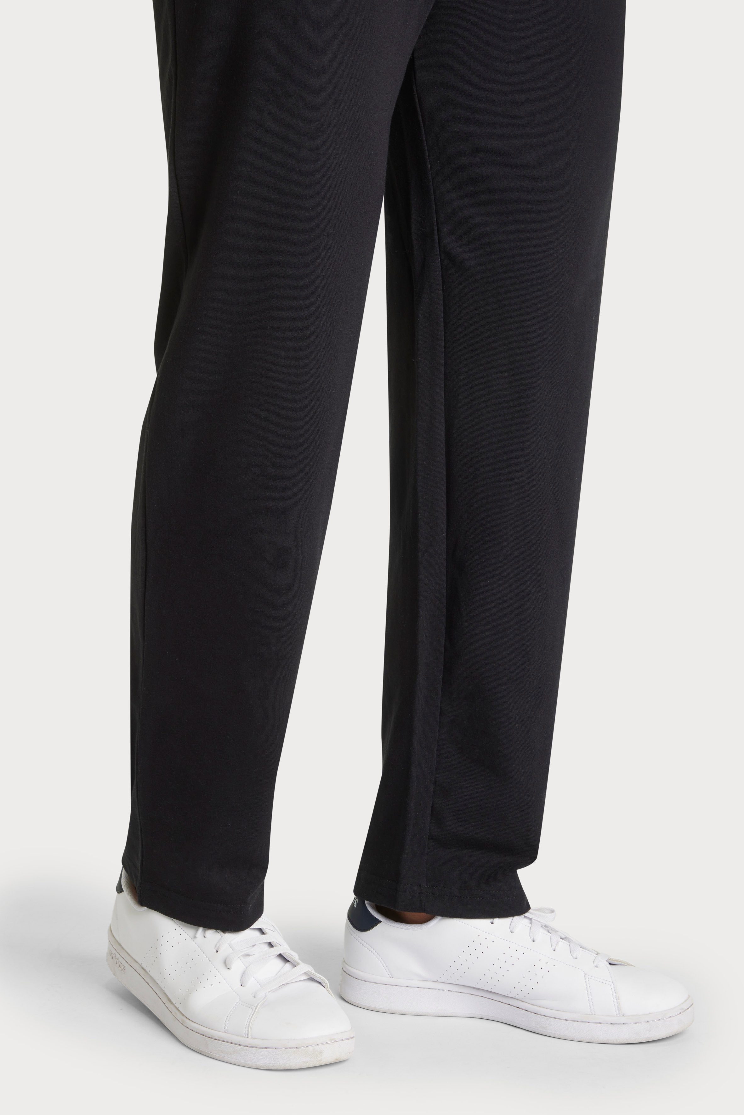 KangaROOS Sweathose Jogginghose in legerer Weite