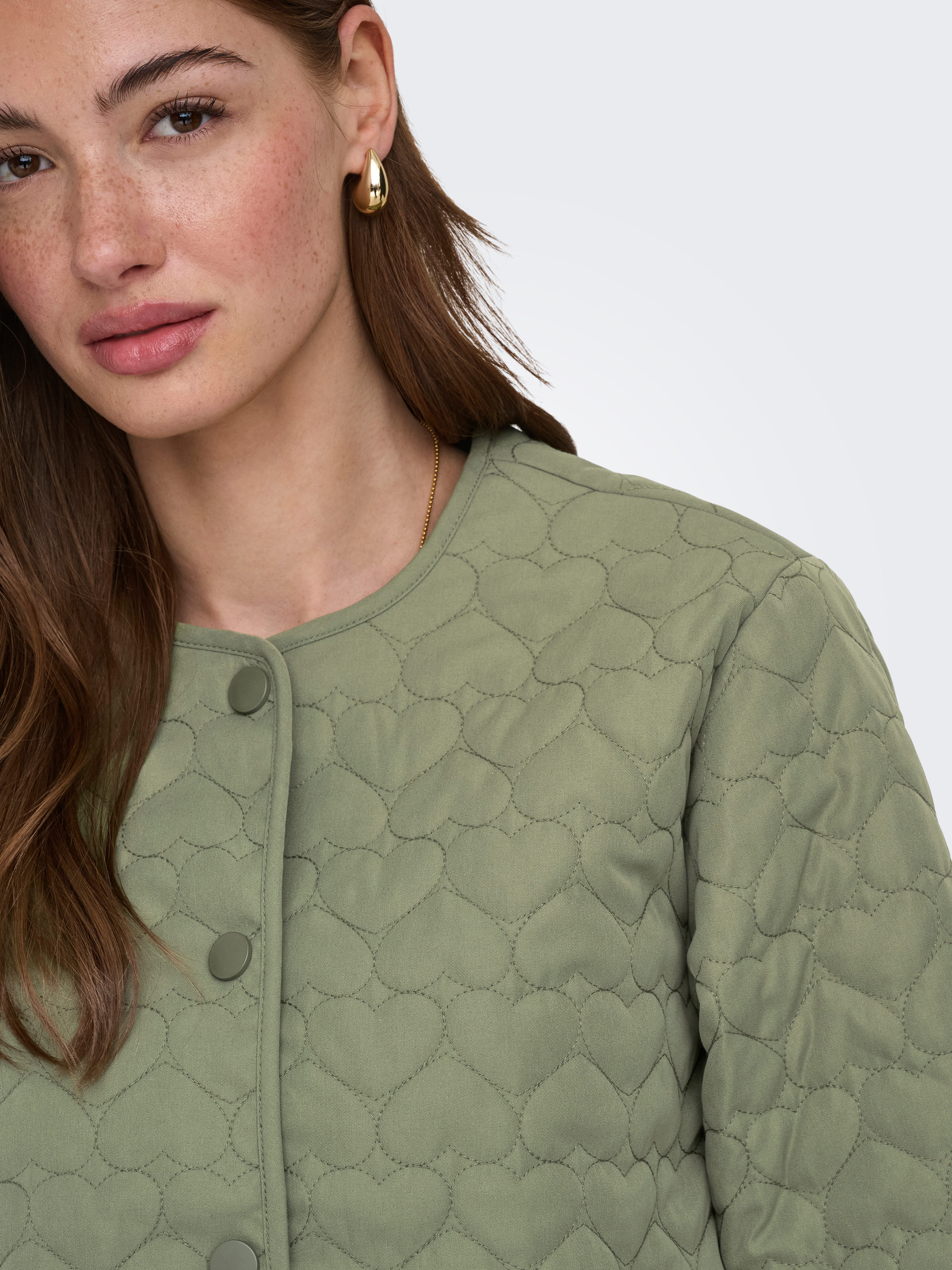 ONLY Steppjacke ONLHEART LIFE QUILTED JACKET NOOS OTW mit Steppmuster in Herzchenform