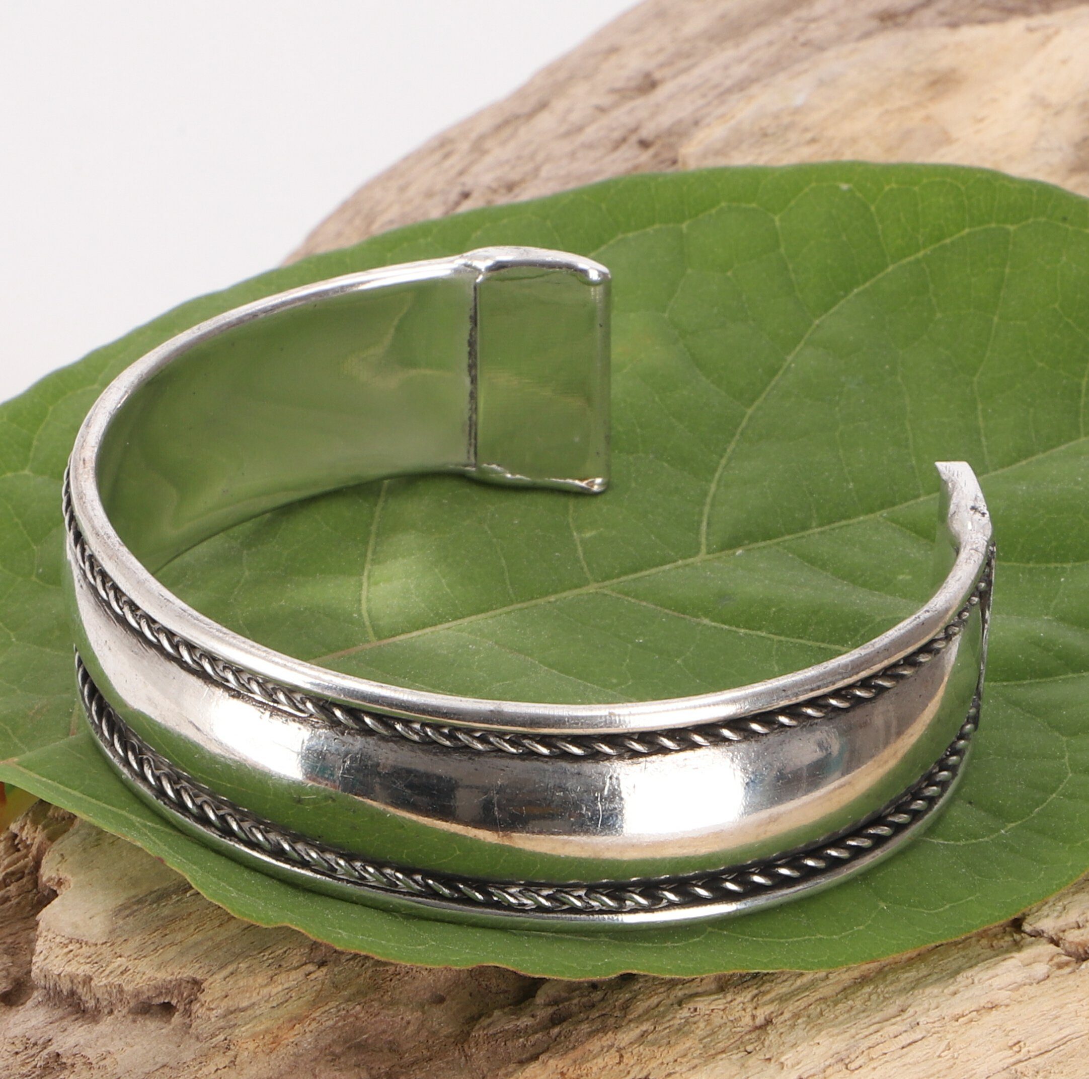 Guru-Shop Armreif Tibet Armreifen, silberfarbener Boho Ethno.. günstig online kaufen