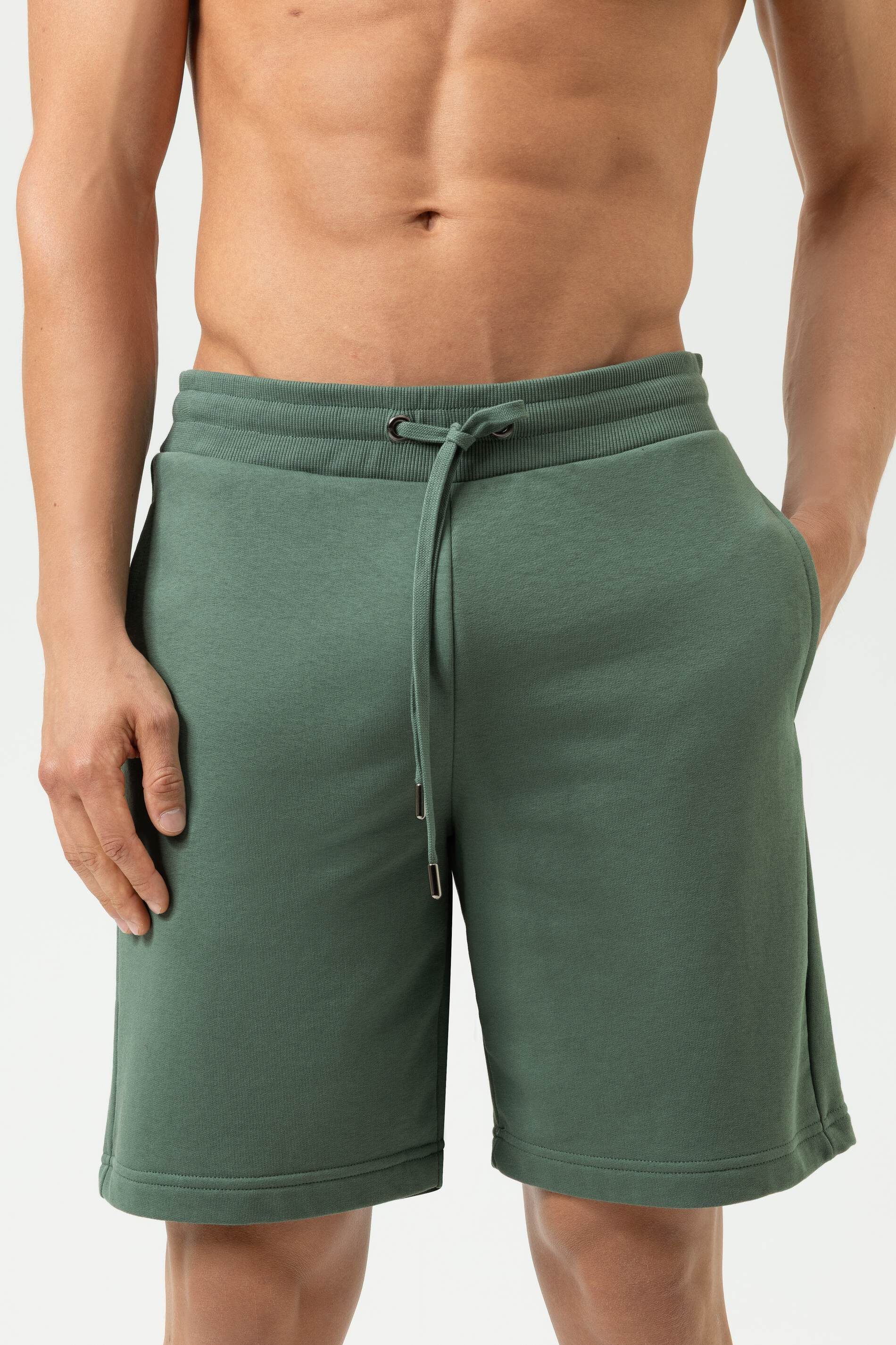 Mey Homewearhose Mey male Sweatpants kurz Serie Terry Essentials (1-tlg) Moderne Sweatshorts, Baumwolle, mit Taschen