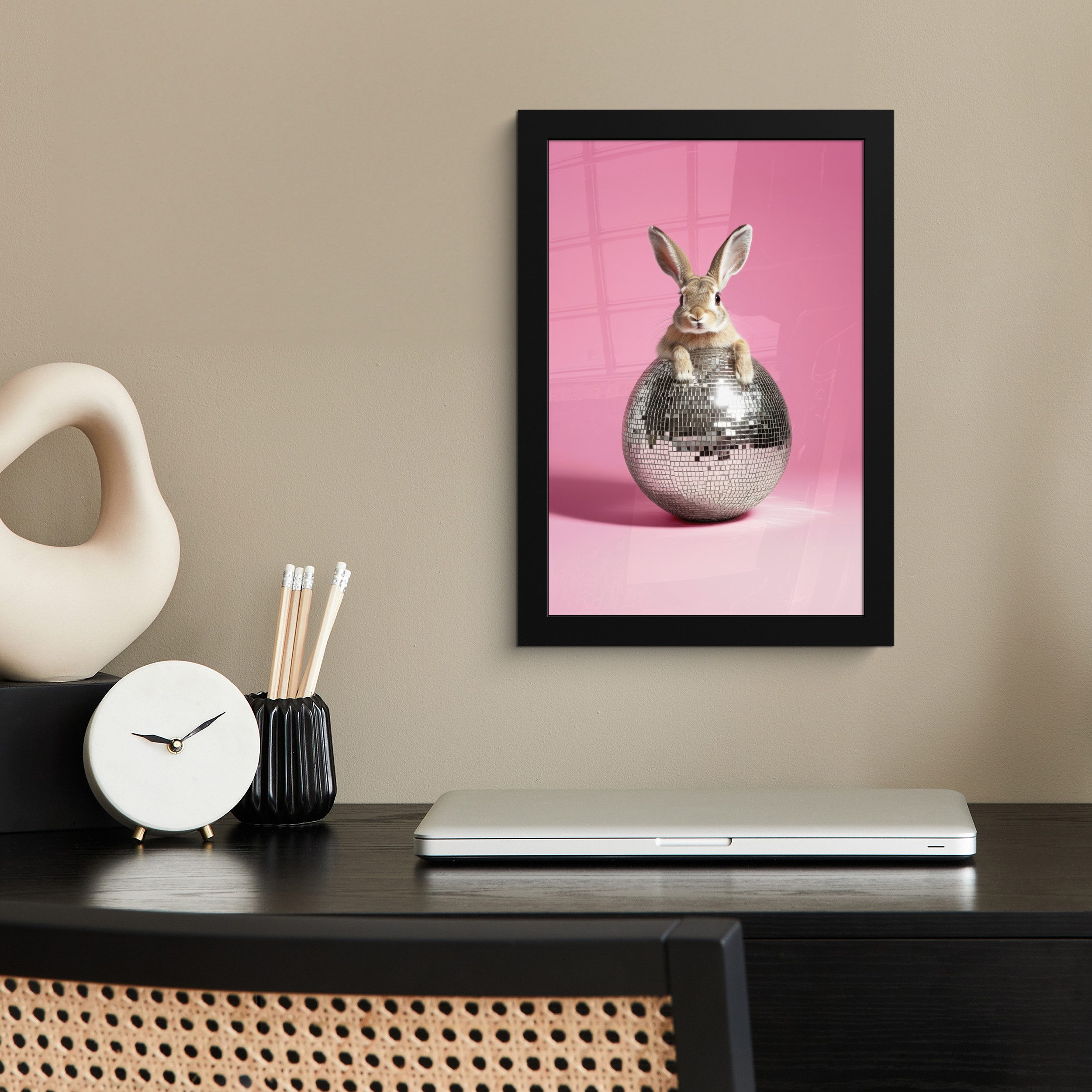 MuchoWow Poster Hase - Schleife -Diskokugel, (1 St), Bilderrahmen, Zimmer D günstig online kaufen