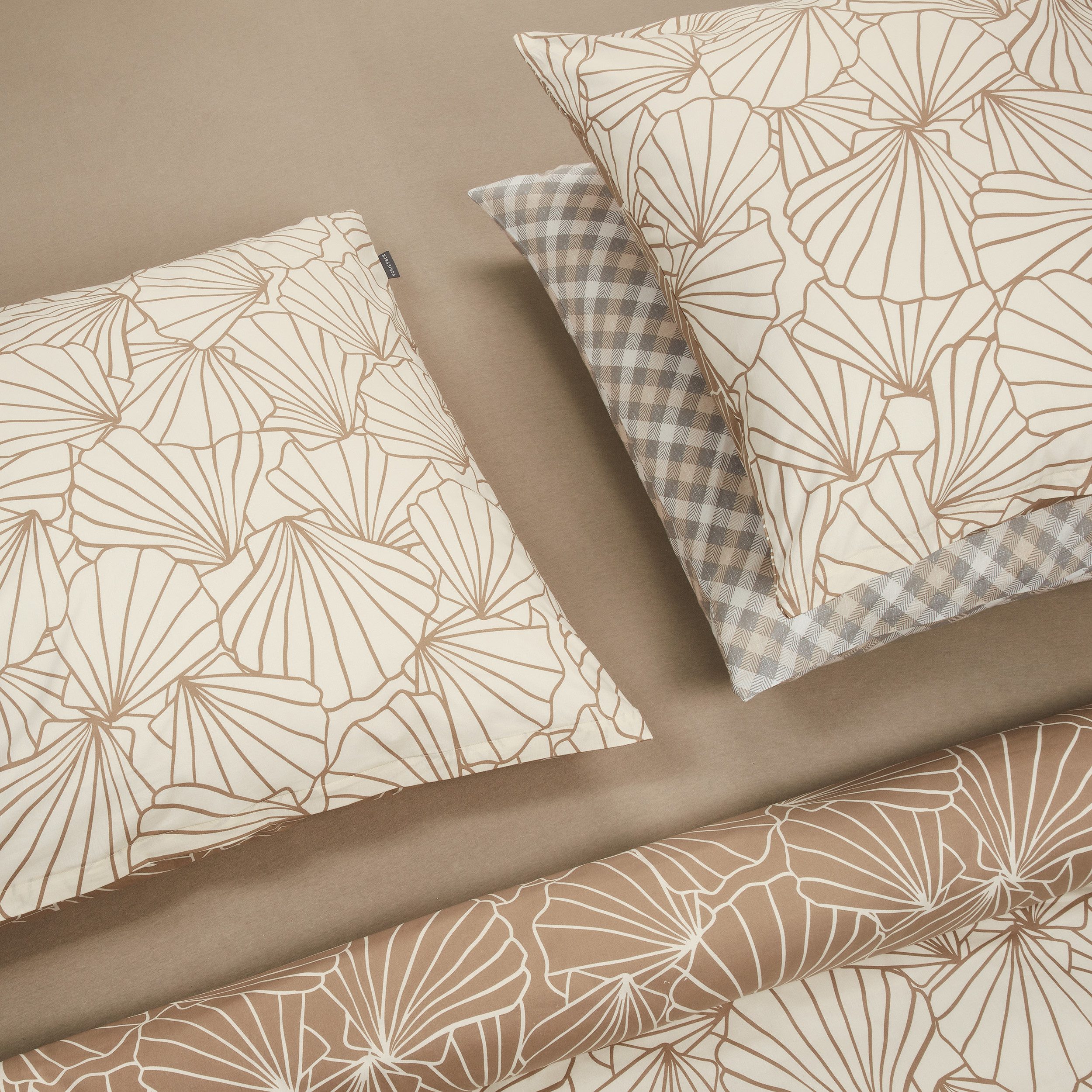 Schiesser Wendebettwäsche Mariel aus weicher Baumwolle mit maritimer Muscheloptik, Renforcé, 2 teilig, Made in Green