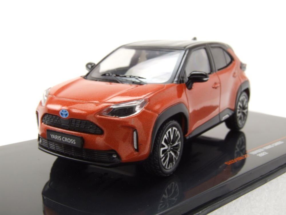 ixo Models Modellauto Toyota Yaris Cross 2022 orange metallic Modellauto 1:43 ixo models, Maßstab 1:43