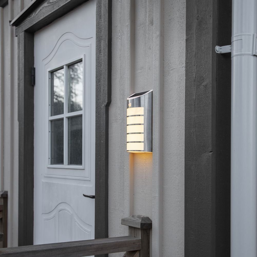 click-licht LED Solarleuchte LED Solar Wandleuchte Wally in Silber IP44, keine Angabe, Leuchtmittel enthalten: Ja, fest verbaut, LED, warmweiss, Solarleuchten