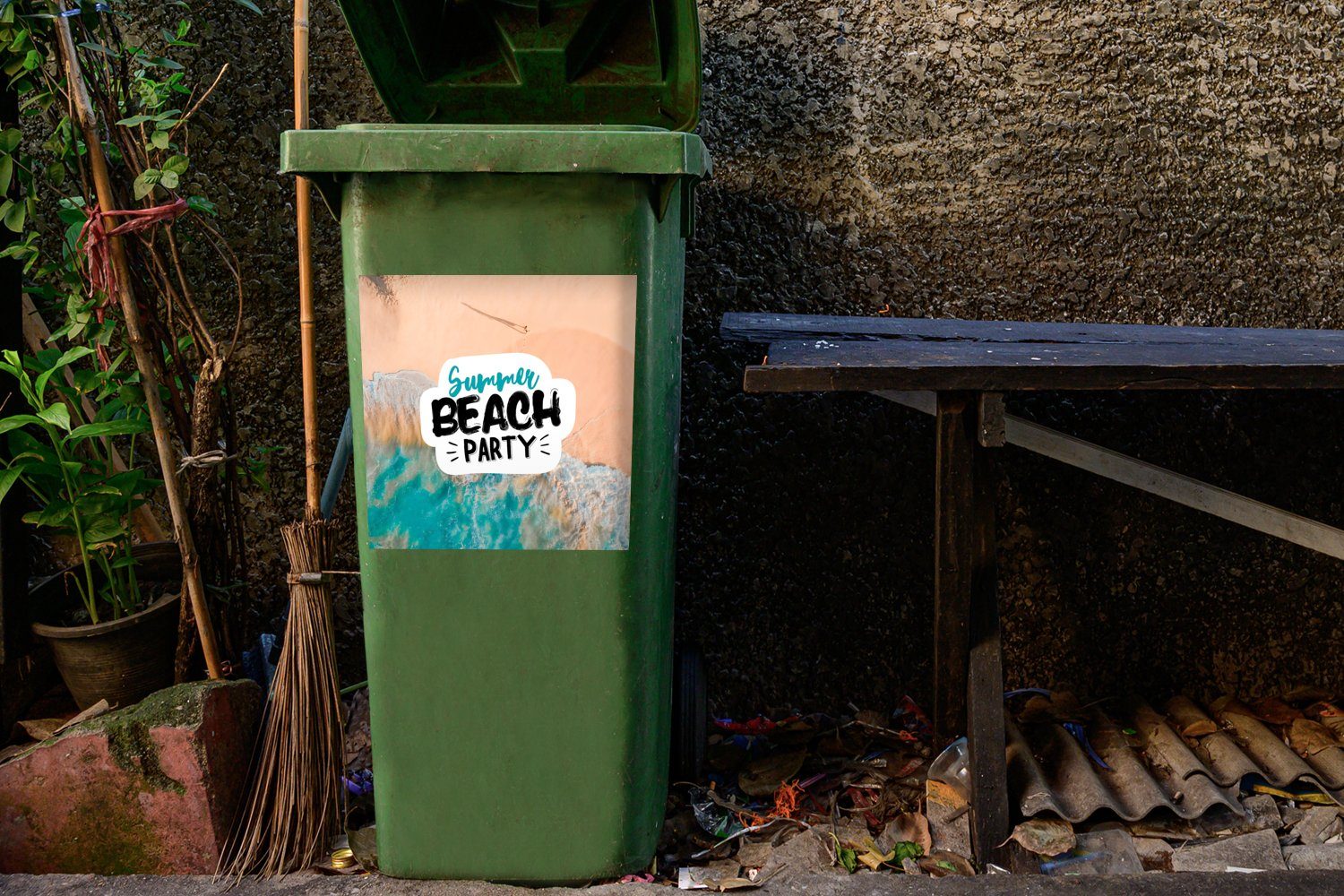 MuchoWow Wandsticker Sommer (1 Abfalbehälter Strand Sprichwörter Sticker, - - Mülltonne, Container, Meer St), Mülleimer-aufkleber, 